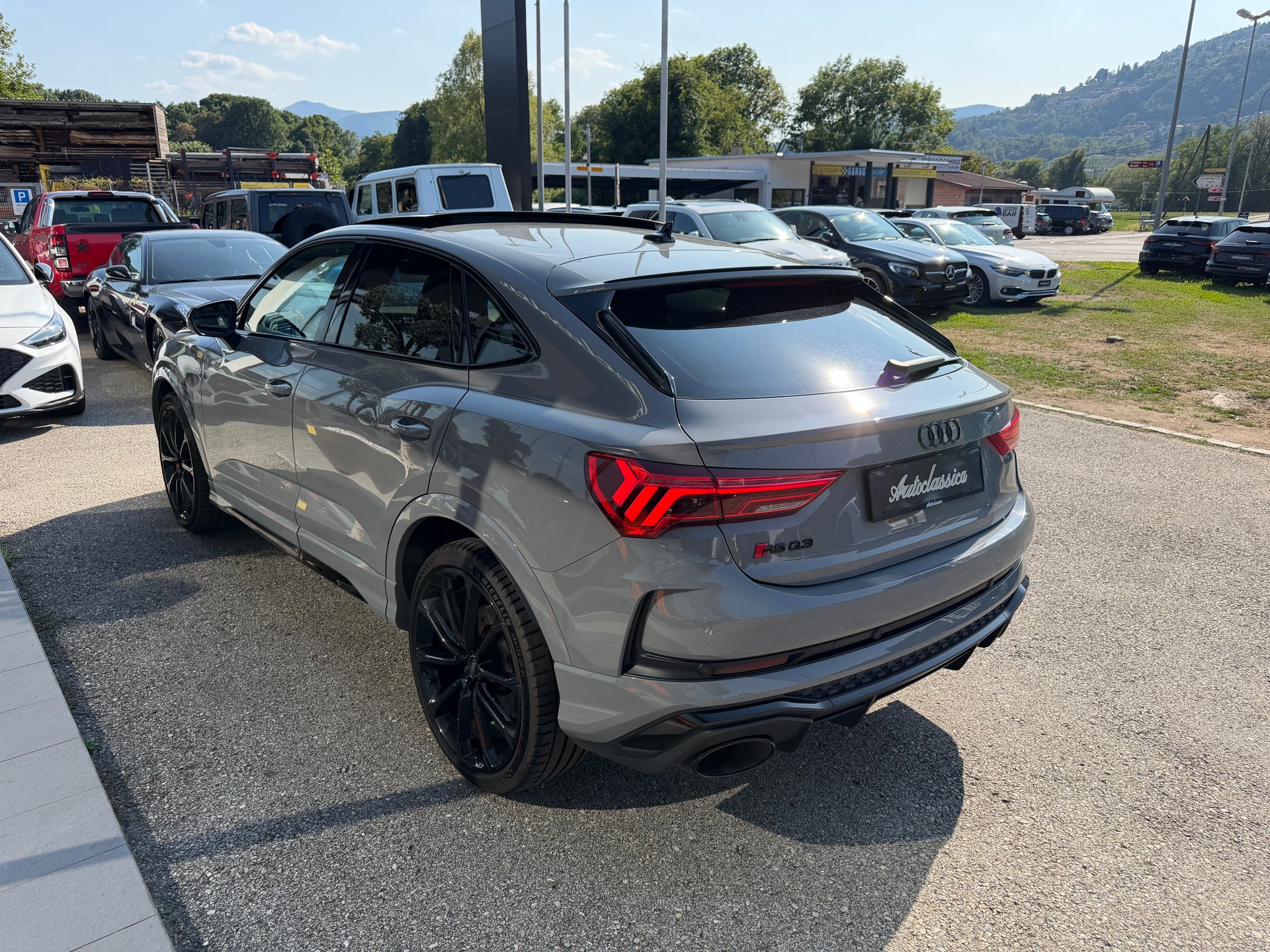AUDI RS Q3 Sportback quattro S tronic-image-6