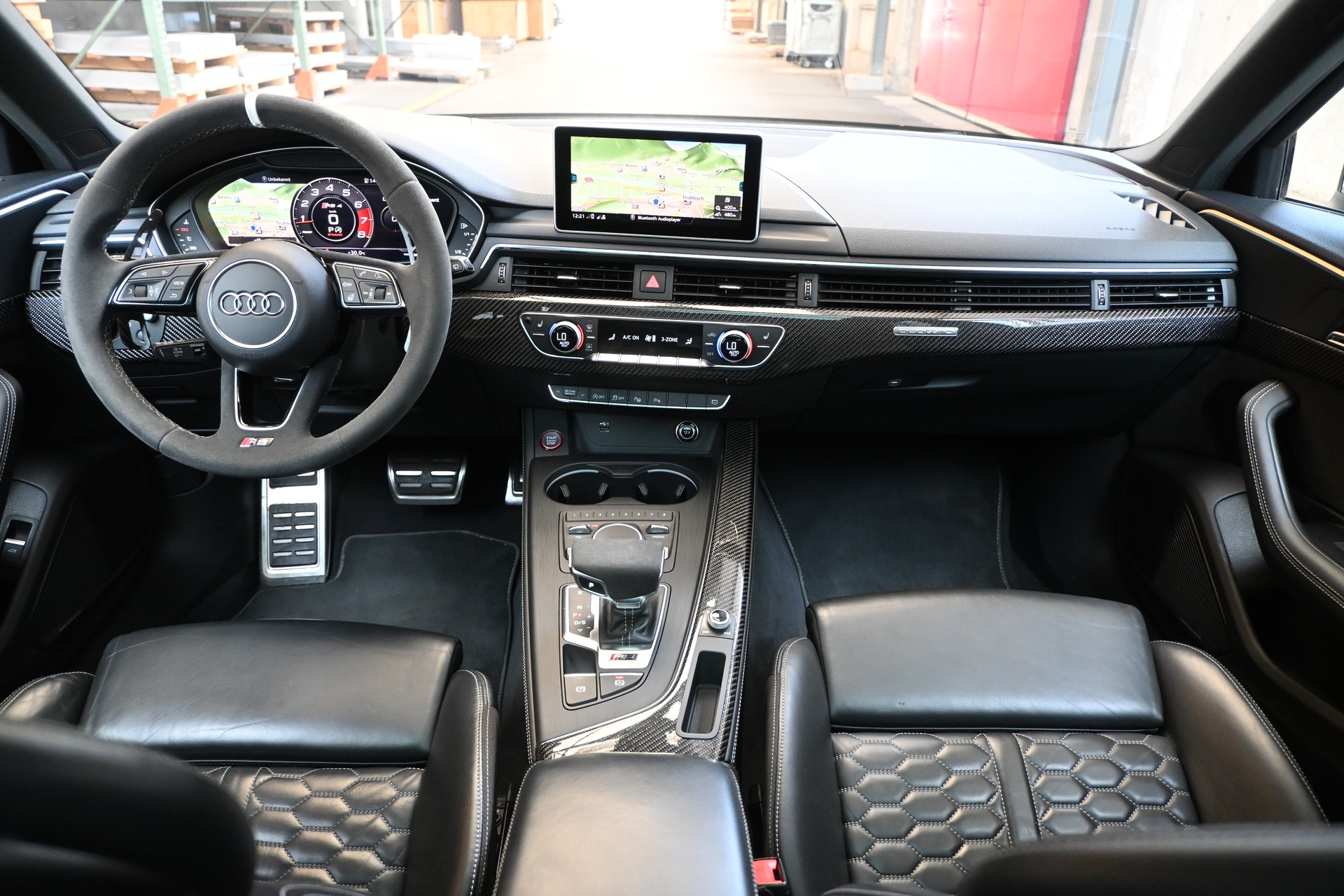 AUDI RS4 Avant 2.9 TFSI quattro tiptronic FRISCH AB MFK UND SERVICE TOP ANGEBOT Einzigartig Unique!!!!!!!!!!-image-11