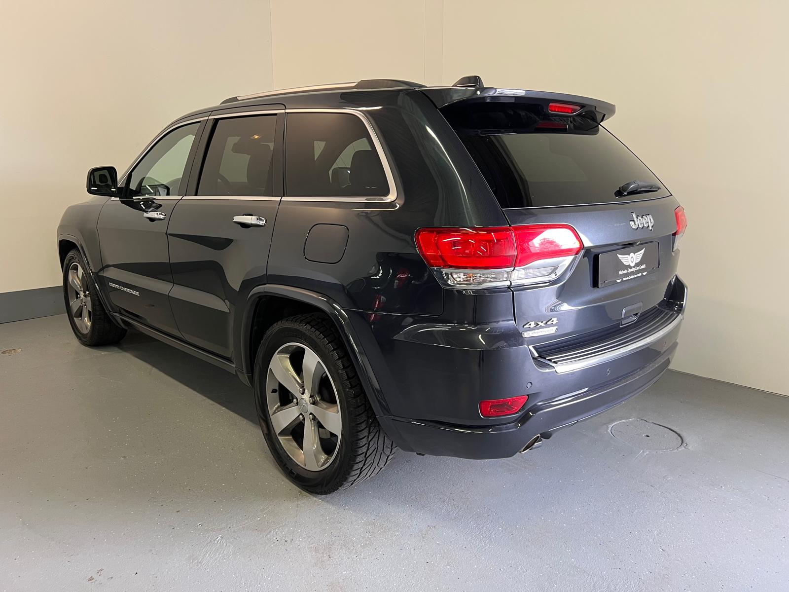 JEEP Grand Cherokee 3.0 CRD Overland Automatic-image-8