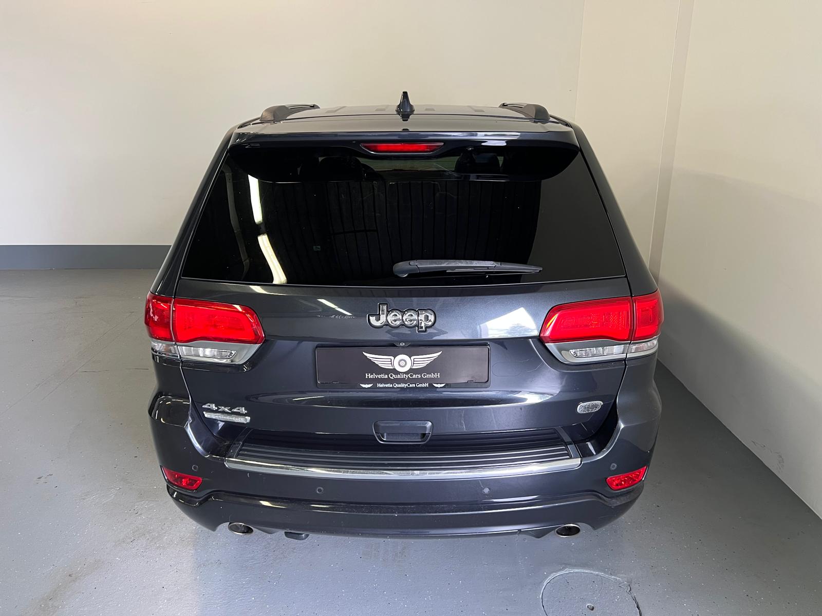 JEEP Grand Cherokee 3.0 CRD Overland Automatic-image-9