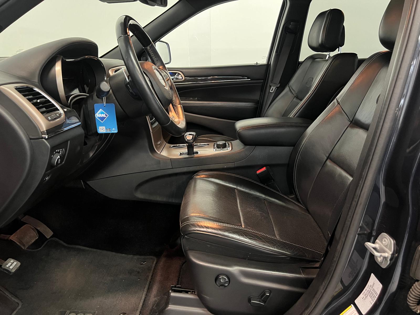 JEEP Grand Cherokee 3.0 CRD Overland Automatic-image-14