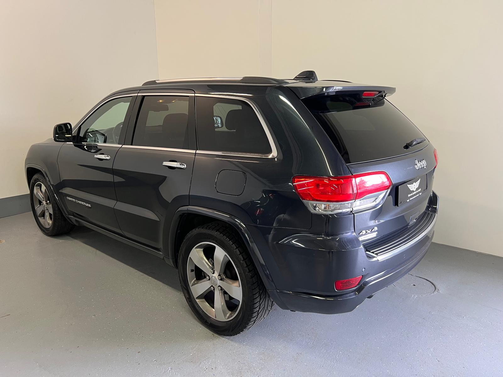 JEEP Grand Cherokee 3.0 CRD Overland Automatic-image-7