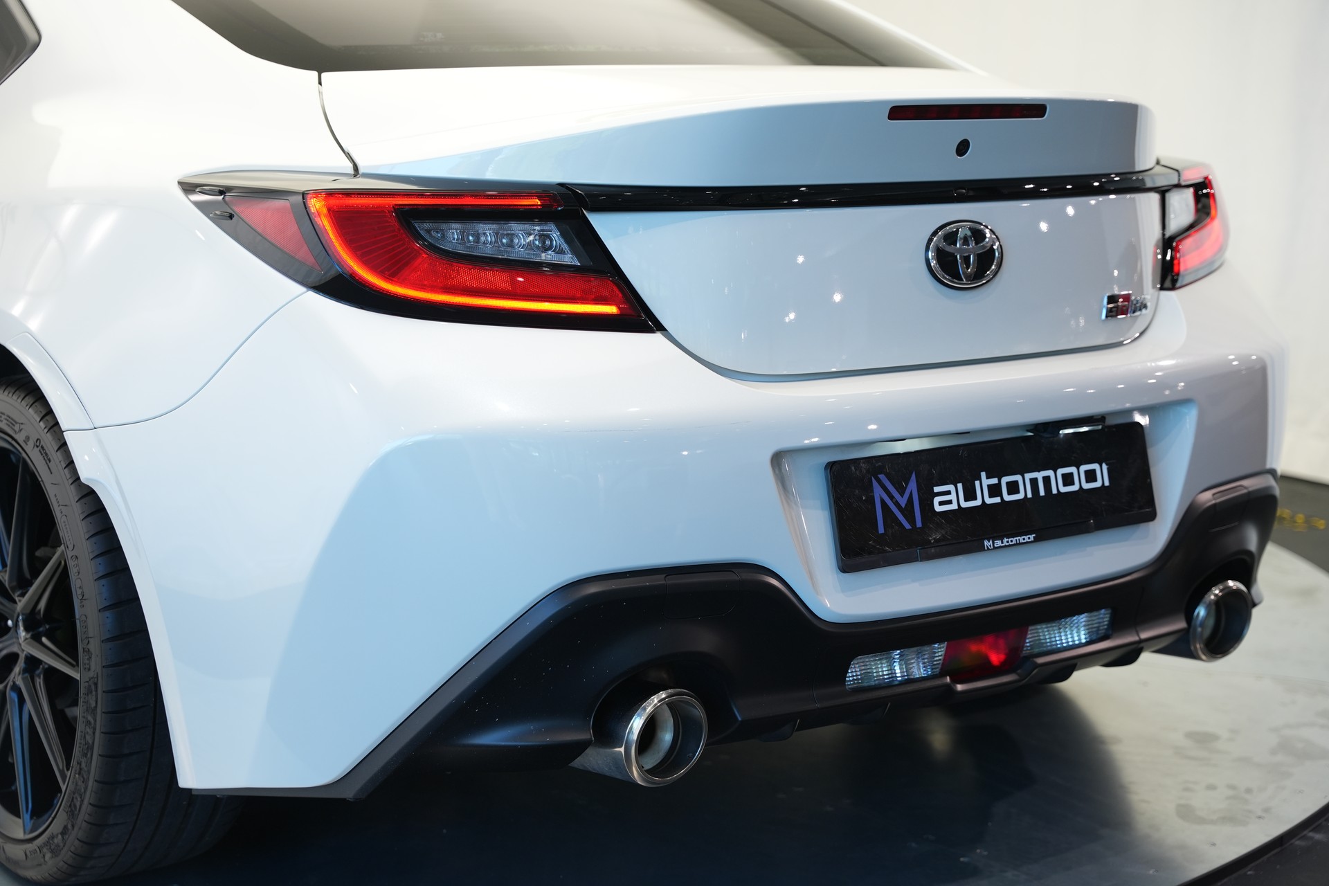 TOYOTA GR 86 2.4 Sport+ *CH-Fahrzeug*-image-31