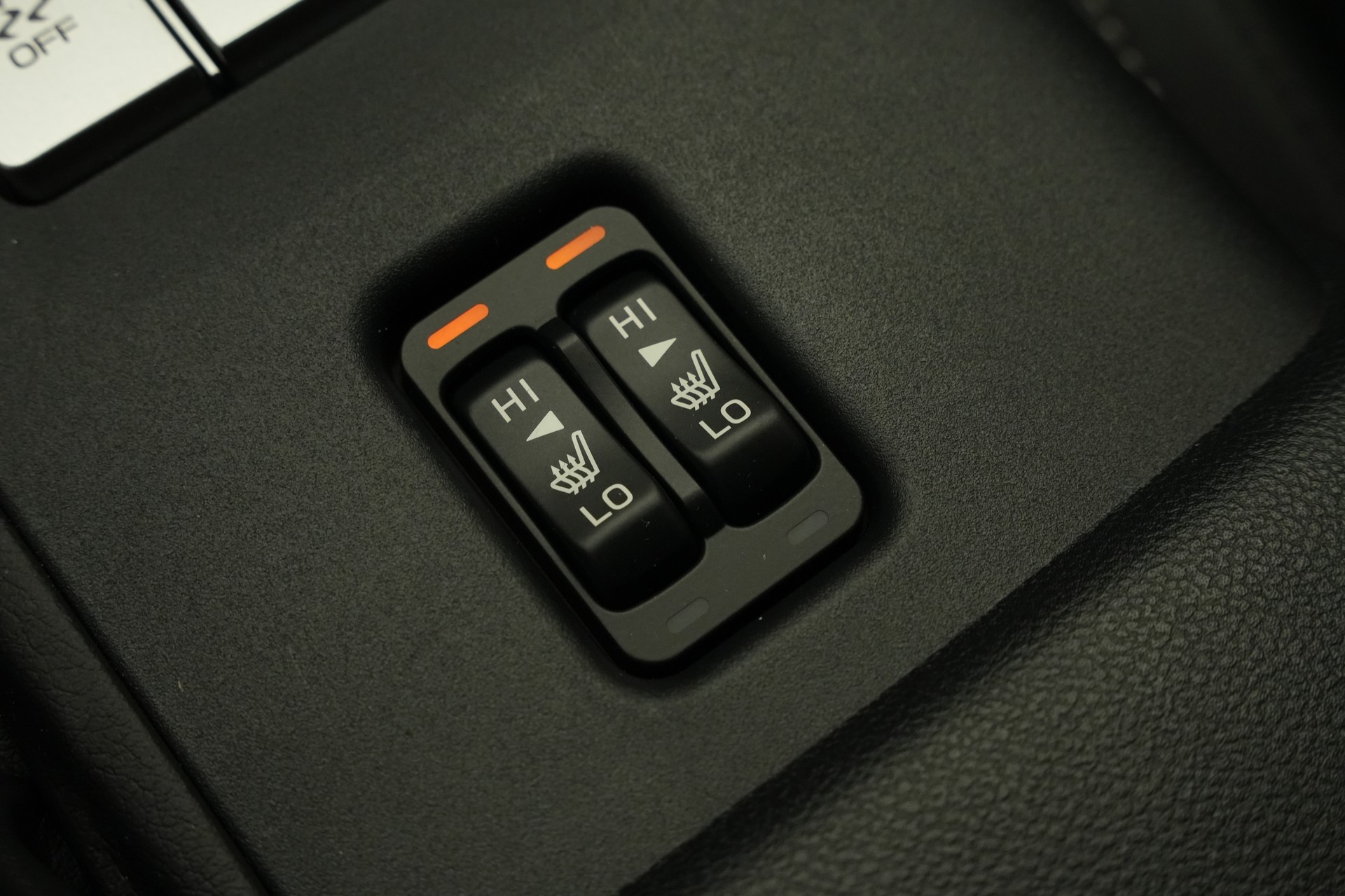 TOYOTA GR 86 2.4 Sport+ *CH-Fahrzeug*-image-28