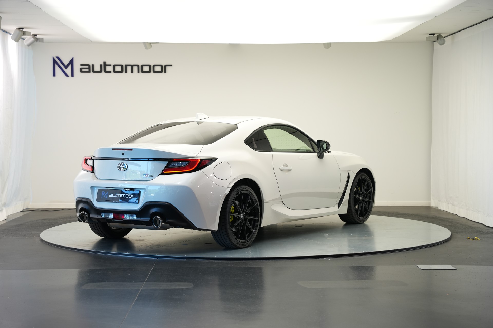 TOYOTA GR 86 2.4 Sport+ *CH-Fahrzeug*-image-4