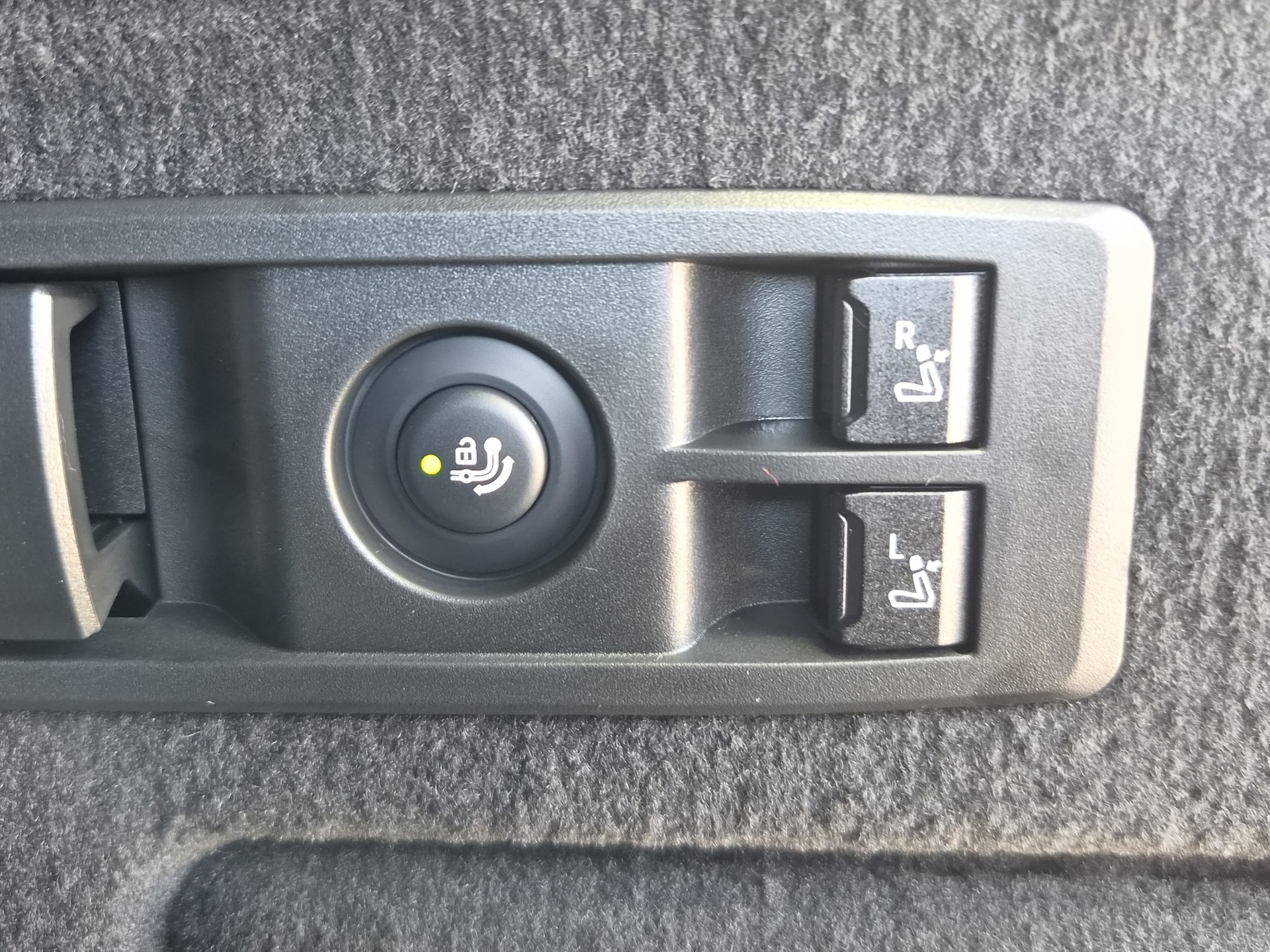BMW iX xDrive60 M Sport-image-21