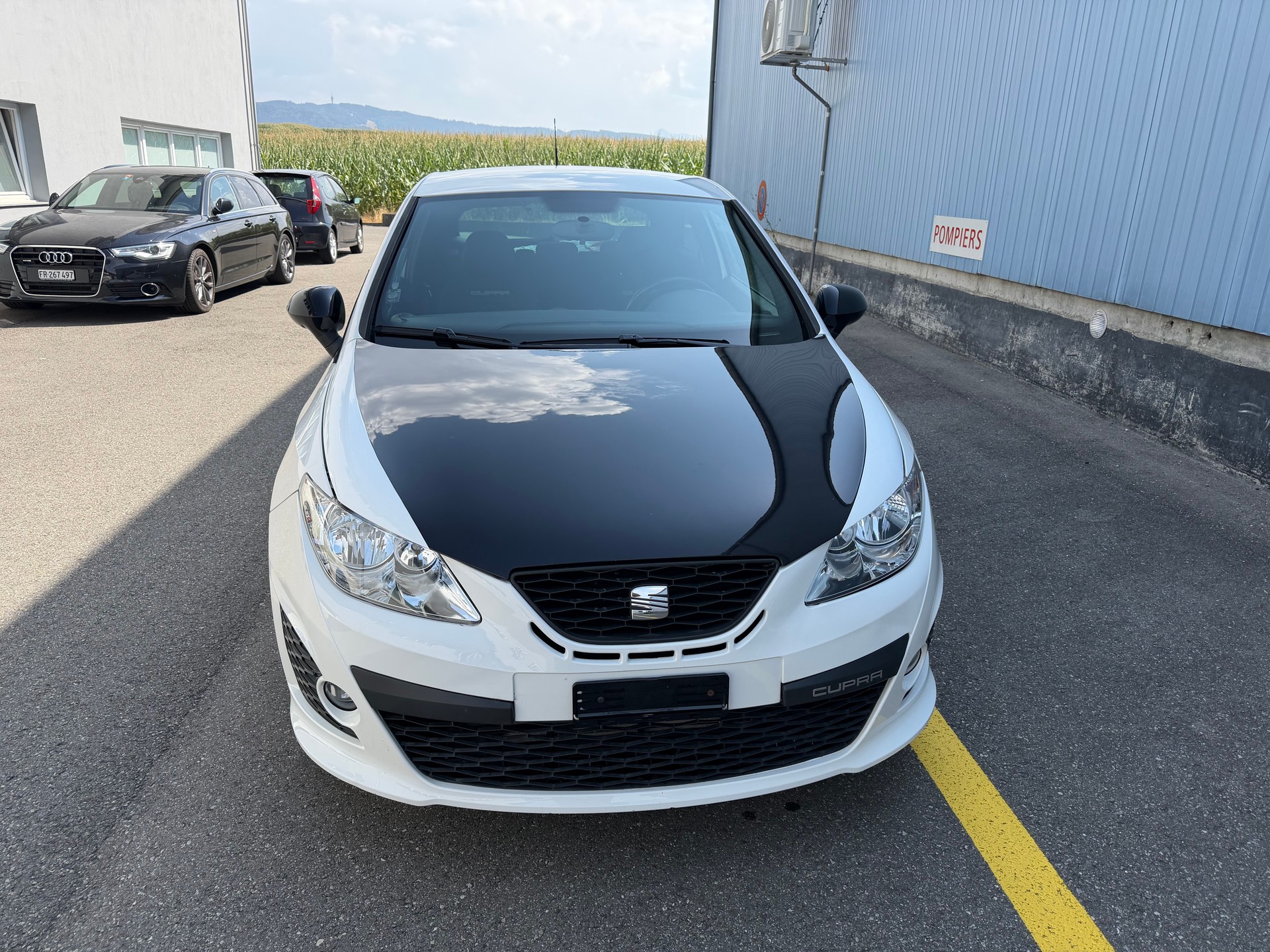 SEAT Ibiza SC 1.4 TSI Cupra DSG-image-4