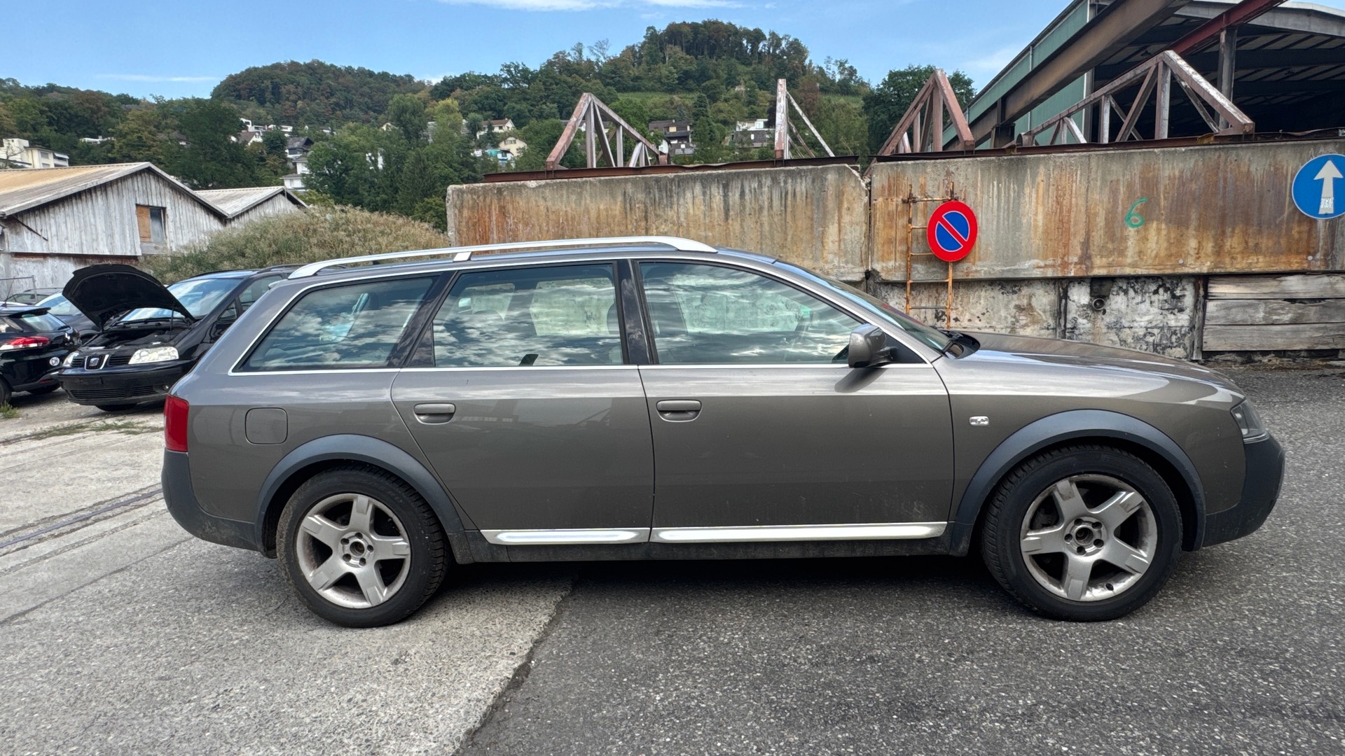 AUDI A6 allroad 2.5TDI quattro-image-5