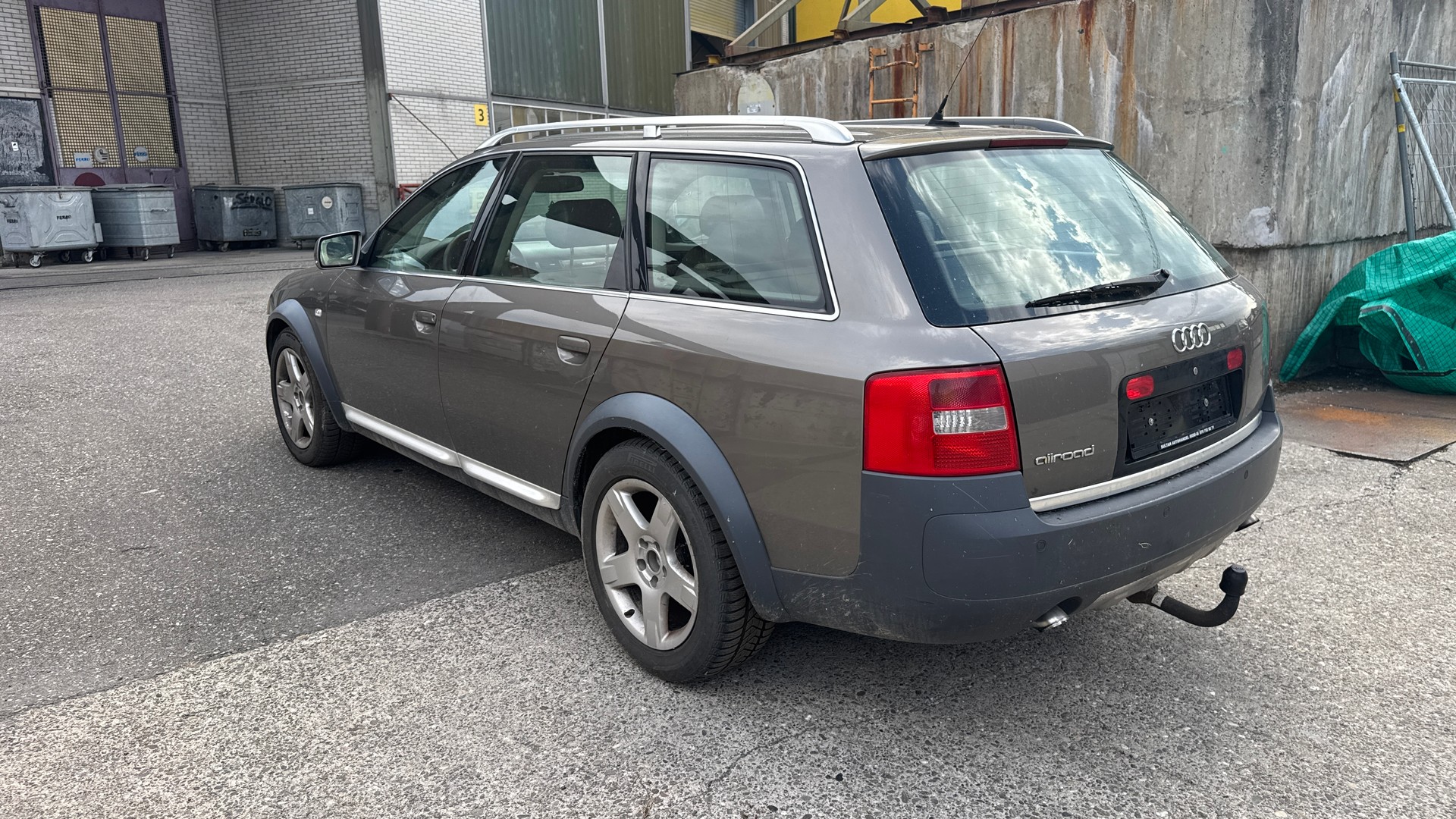 AUDI A6 allroad 2.5TDI quattro-showroom-element-2