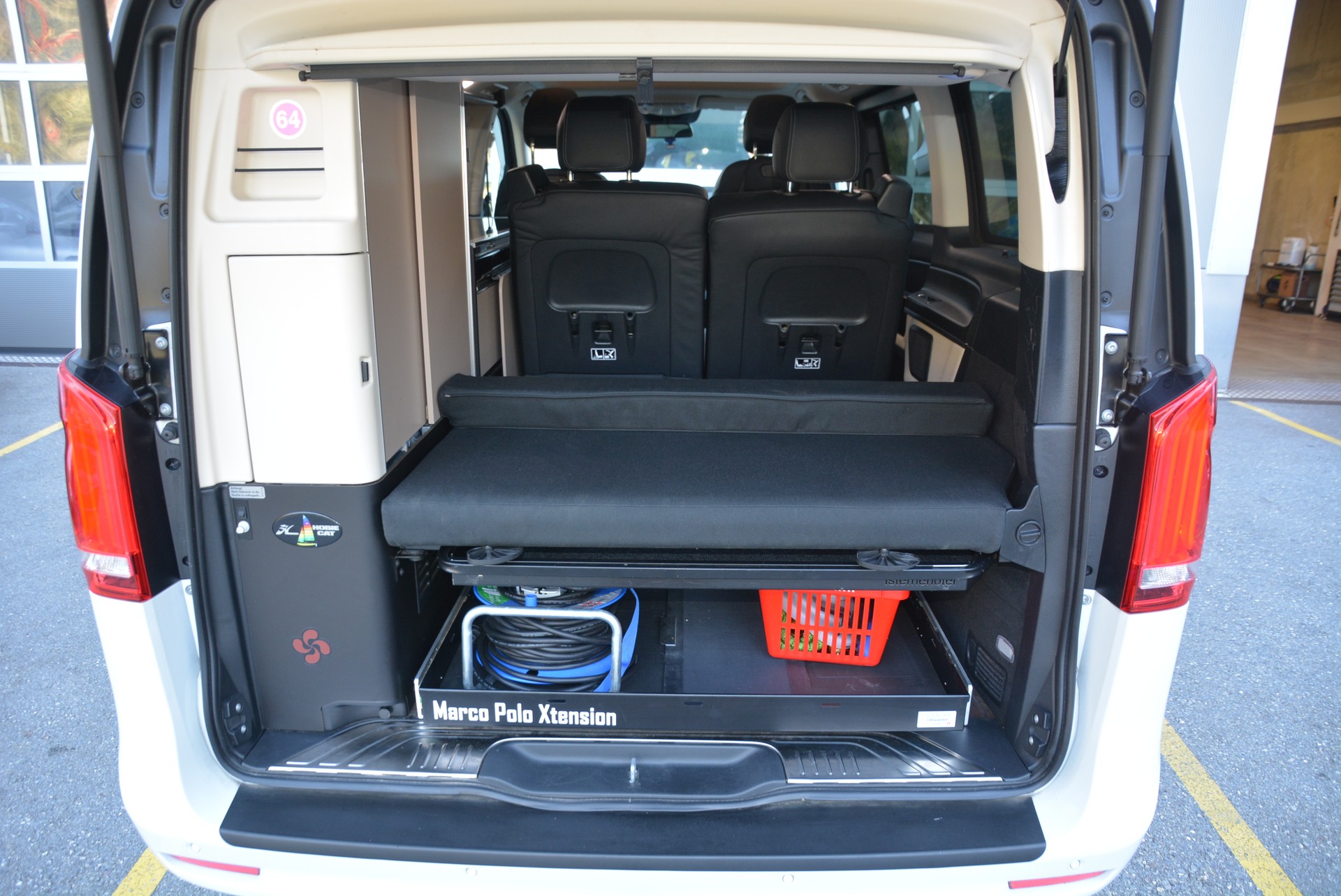 MERCEDES-BENZ Marco Polo 300 d 4M Automat-image-11