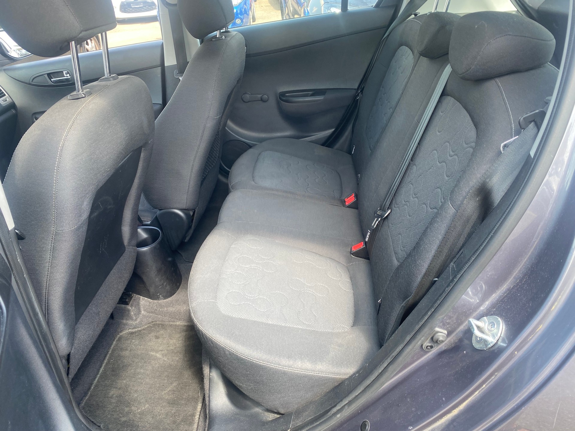 HYUNDAI i20 1.2 Comfort-image-10