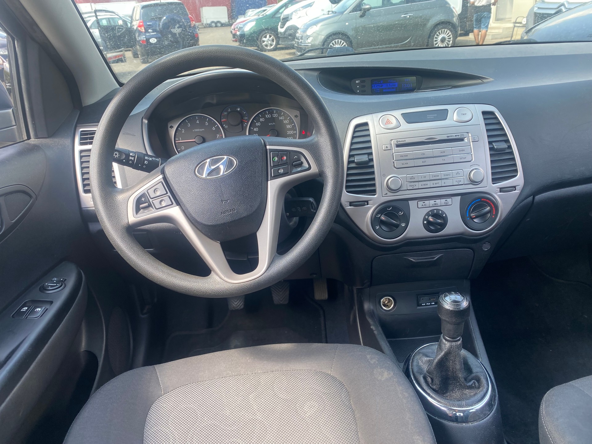 HYUNDAI i20 1.2 Comfort-image-8