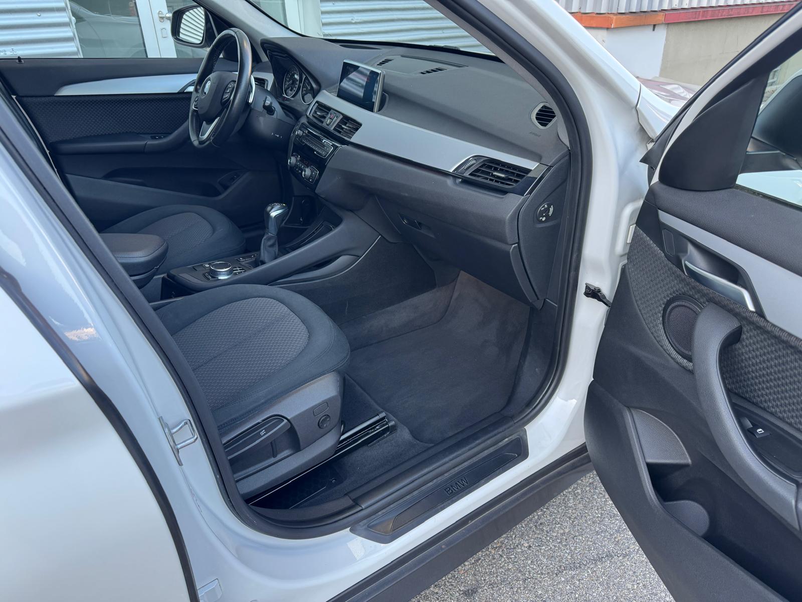 BMW X1 xDrive 20d Steptronic-image-2
