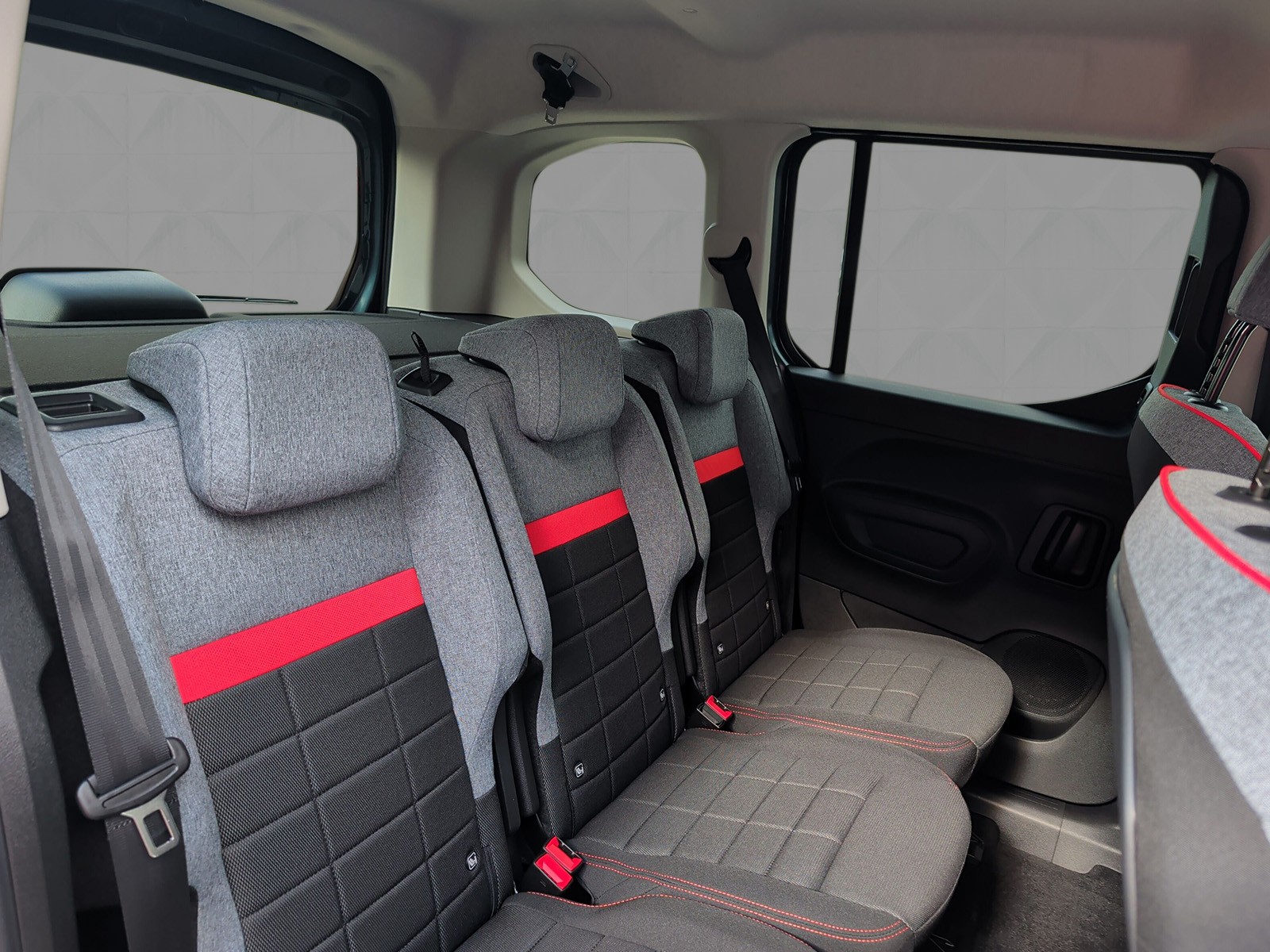 CITROEN Berlingo 1.5 BlueHDi 130 M Berlingo 30 EAT8-image-10