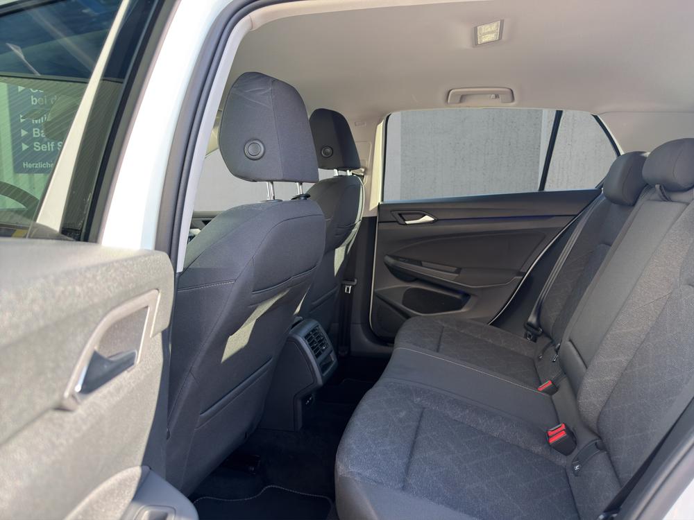VW Golf 1.0 eTSI mHEV ACTLife DSG-image-6