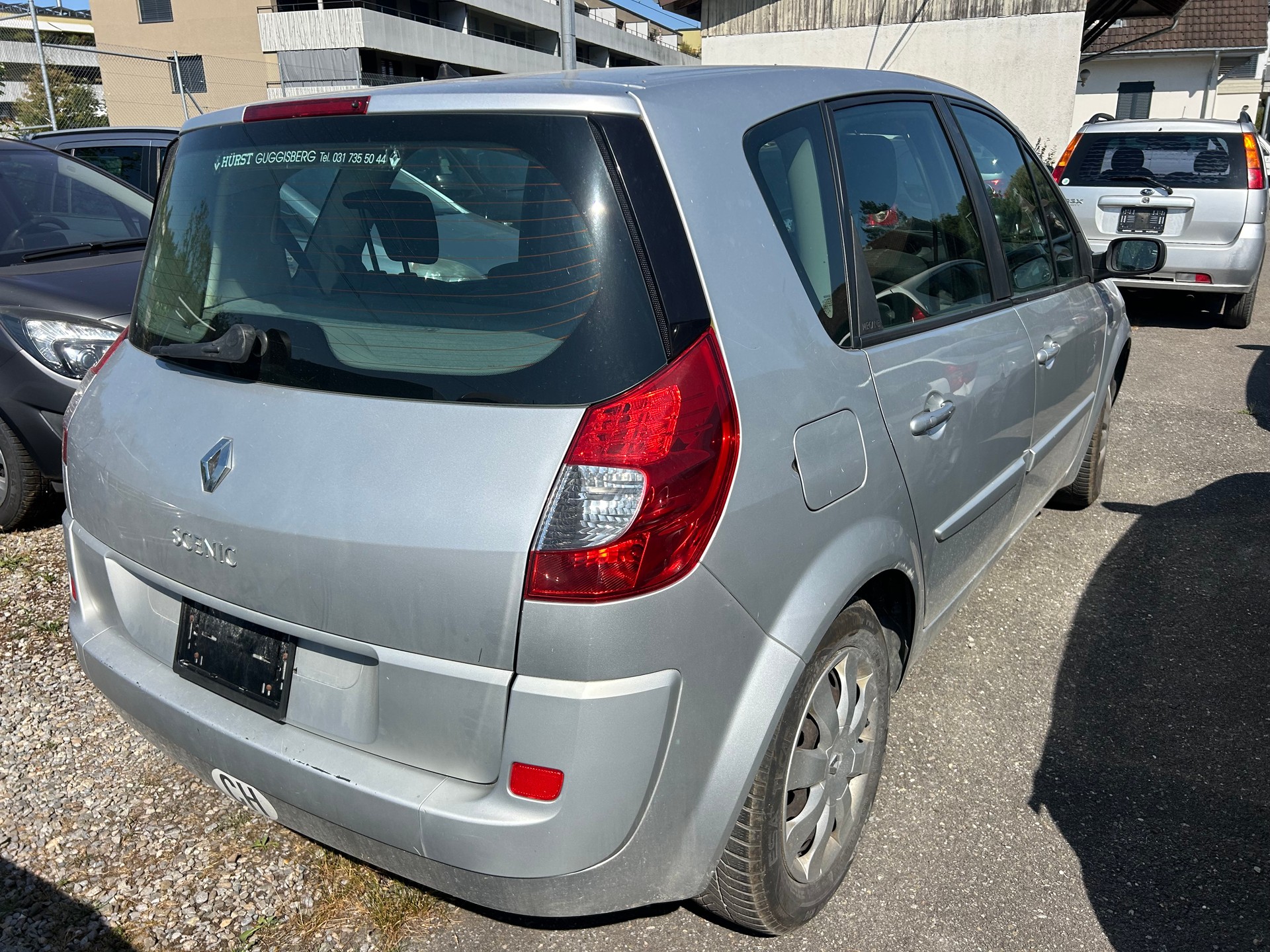 RENAULT Scénic 2.0 16V Turbo Dynamique-image-3