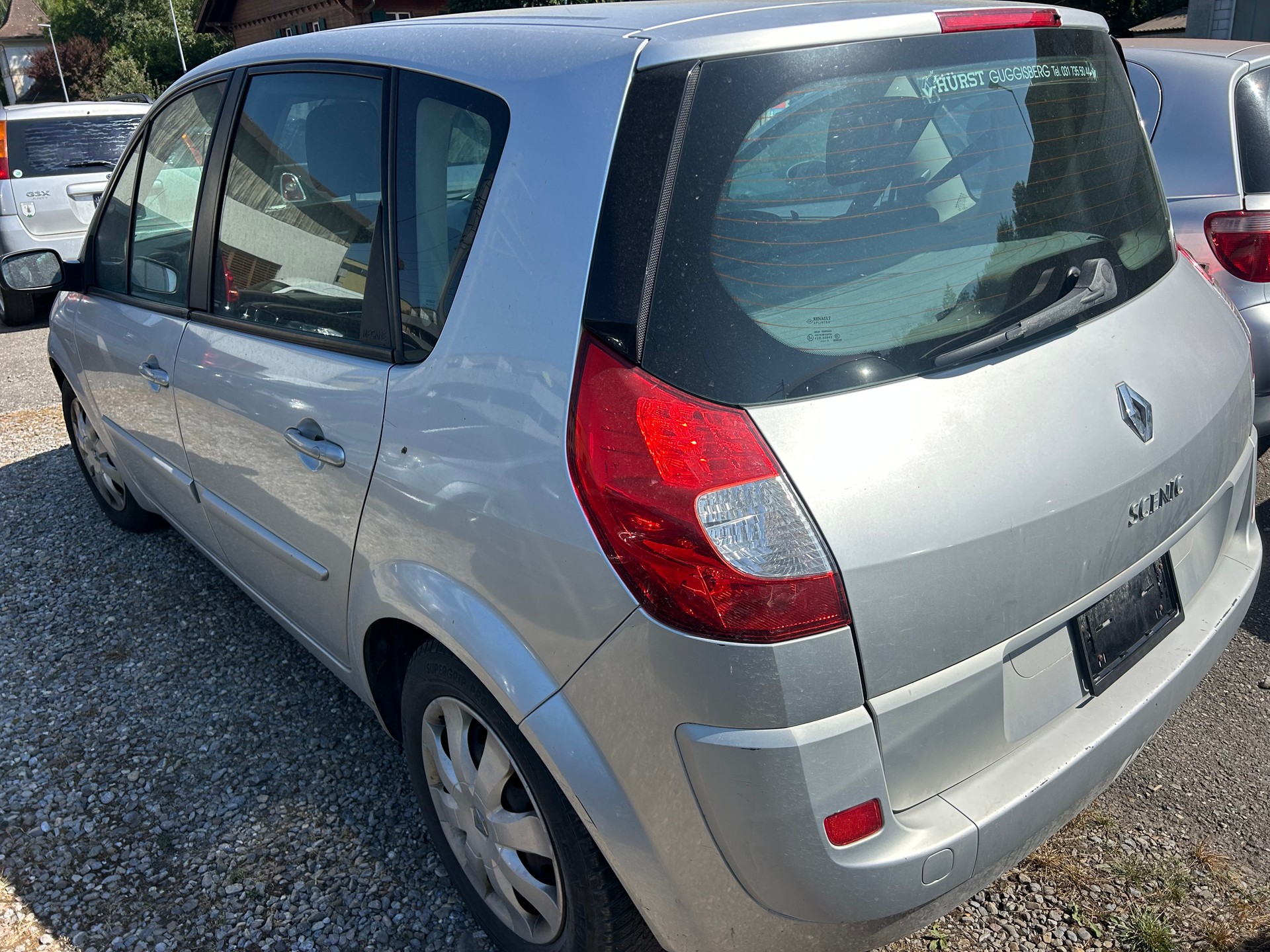 RENAULT Scénic 2.0 16V Turbo Dynamique-image-4