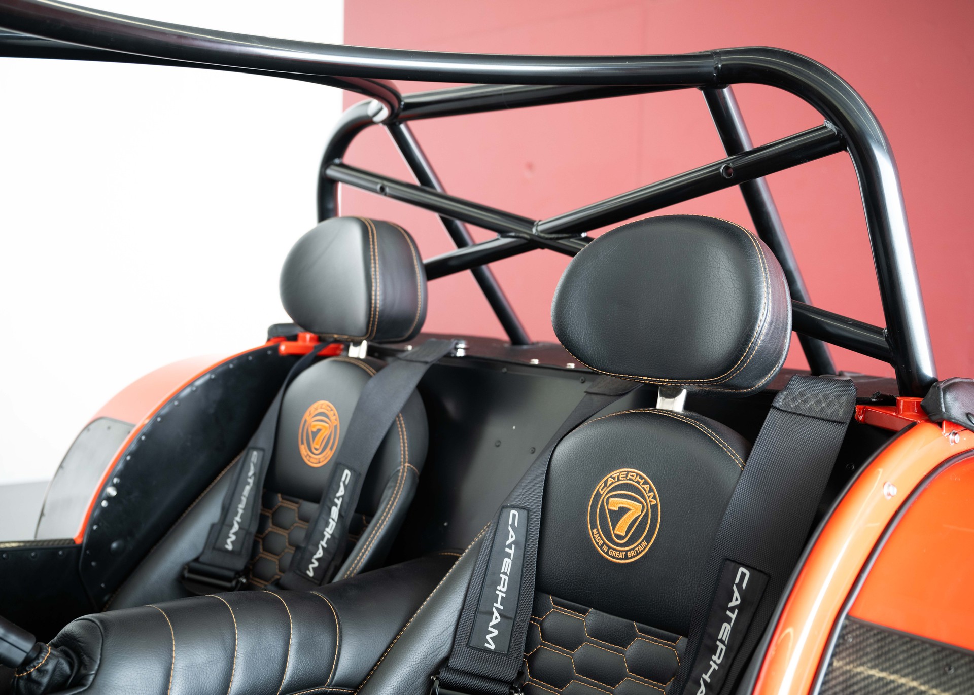 CATERHAM Seven 340R SV (MY26, Swiss new car, Arancio Argos paint, Signature seats, 24-month factory warranty, delivery March 27)-image-23