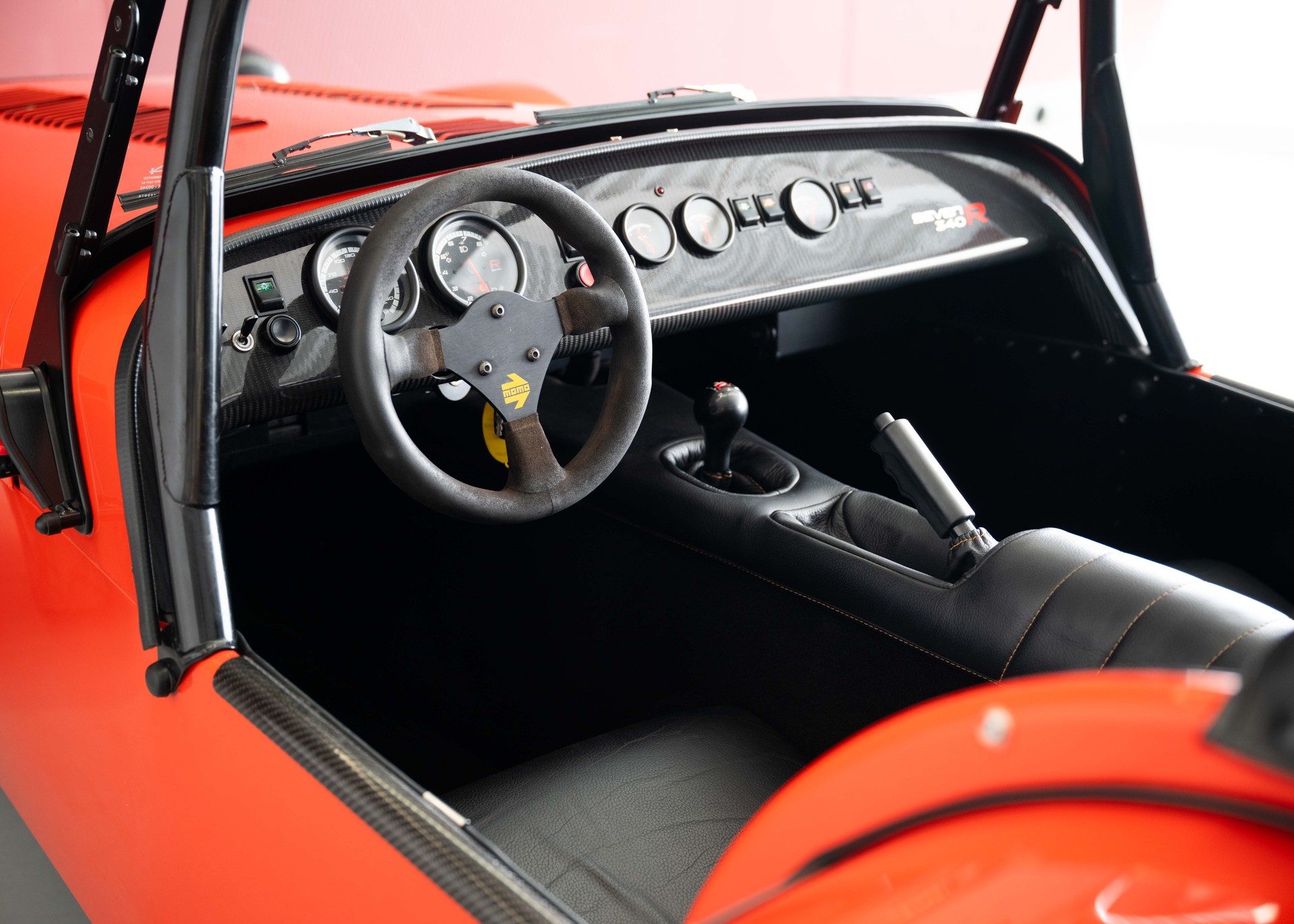 CATERHAM Seven 340R SV (MY26, Swiss new car, Arancio Argos paint, Signature seats, 24-month factory warranty, delivery March 27)-image-18