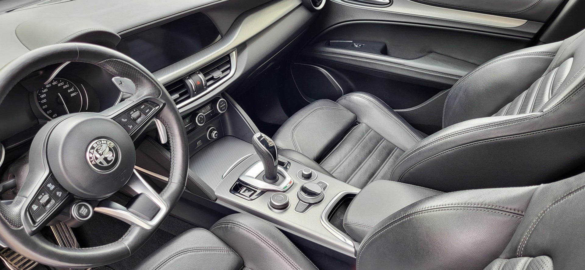 ALFA ROMEO 2.0 Q4 280 Veloce-image-1