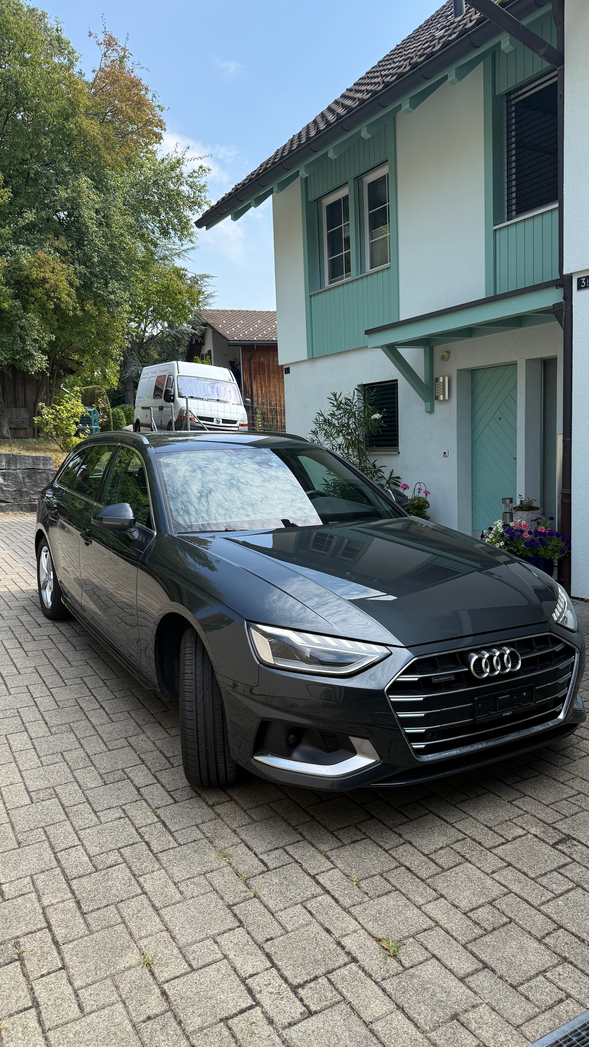 AUDI 2.0 40 TDI Advanced Attraction quattro S-Tronic-image-0