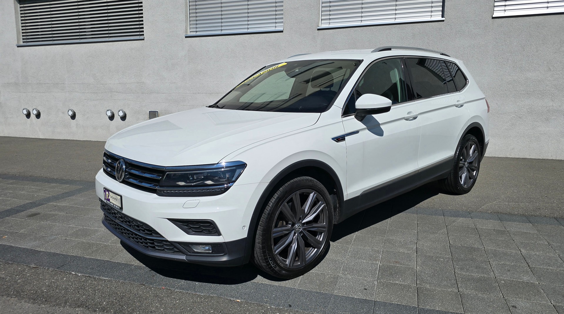 VW Tiguan Allspace 2.0TSI Highline 4Motion DSG-image-1