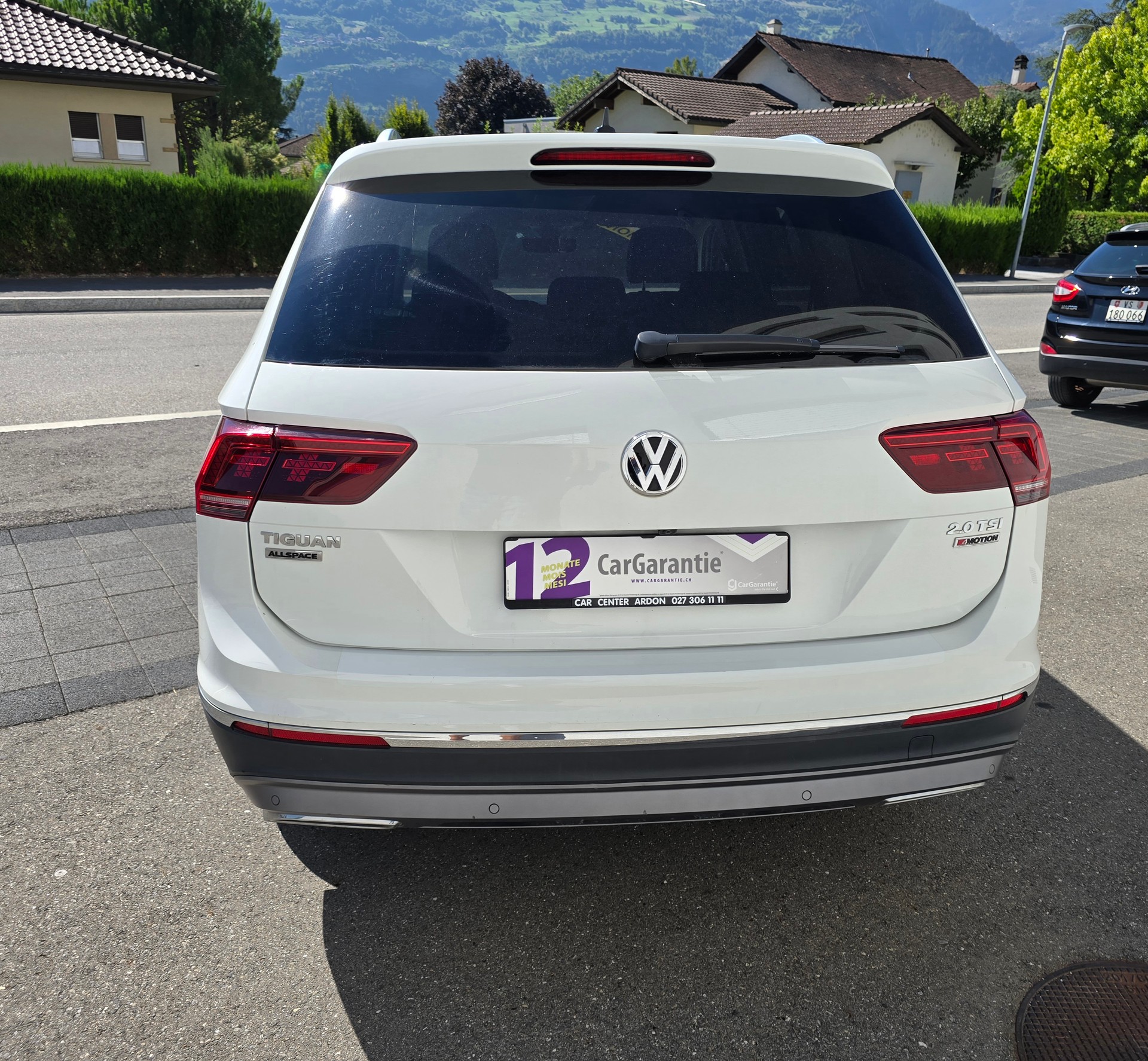 VW Tiguan Allspace 2.0TSI Highline 4Motion DSG-image-4