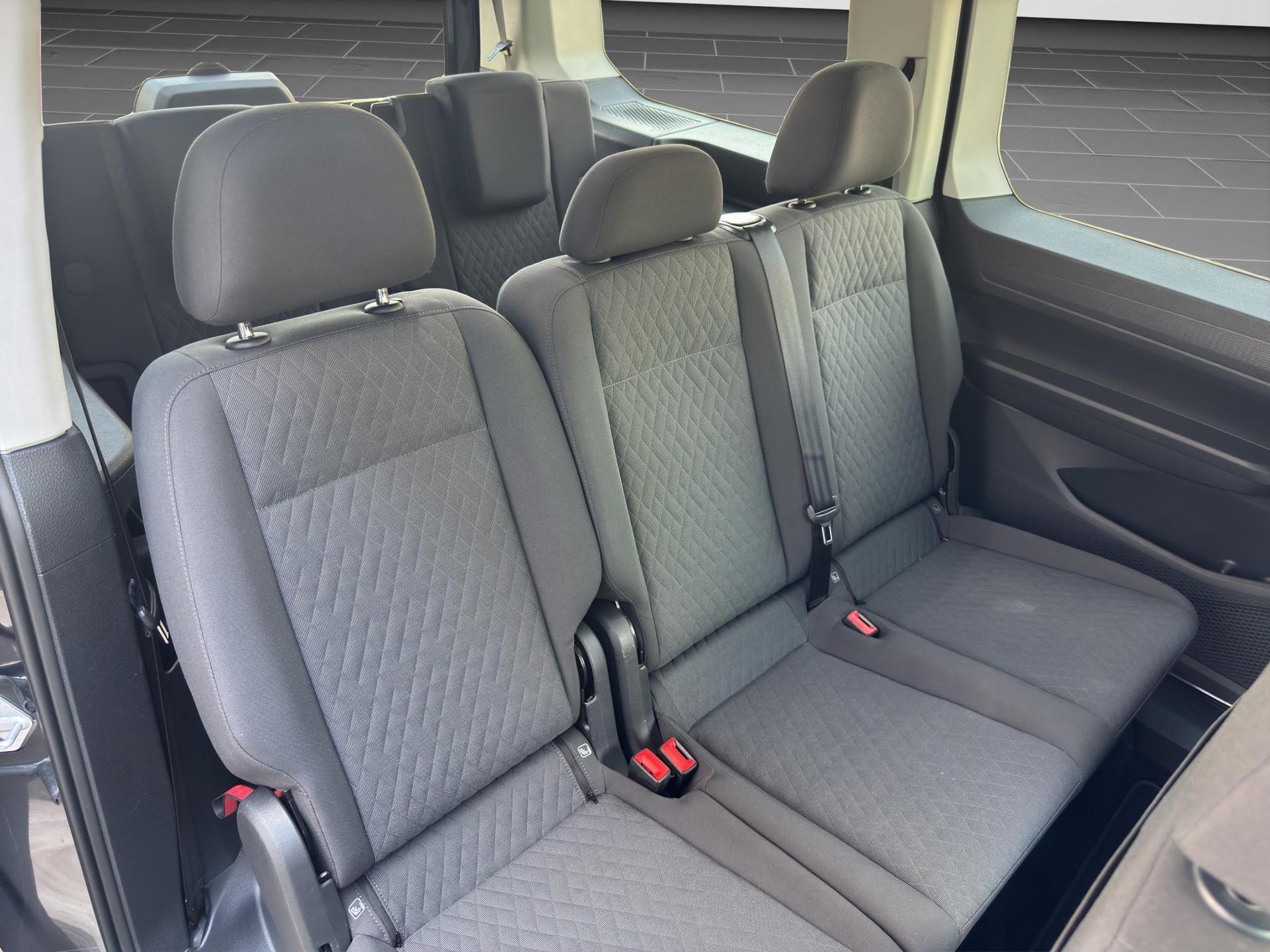 VW Caddy Maxi 2.0 TDI 122 Style DSG 7Plätzer-image-17