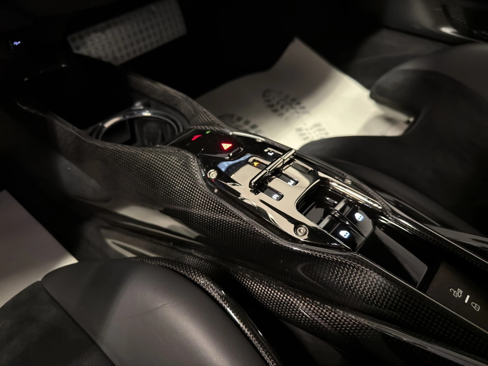 FERRARI SF90 Stradale Assetto-Fiorano-image-9