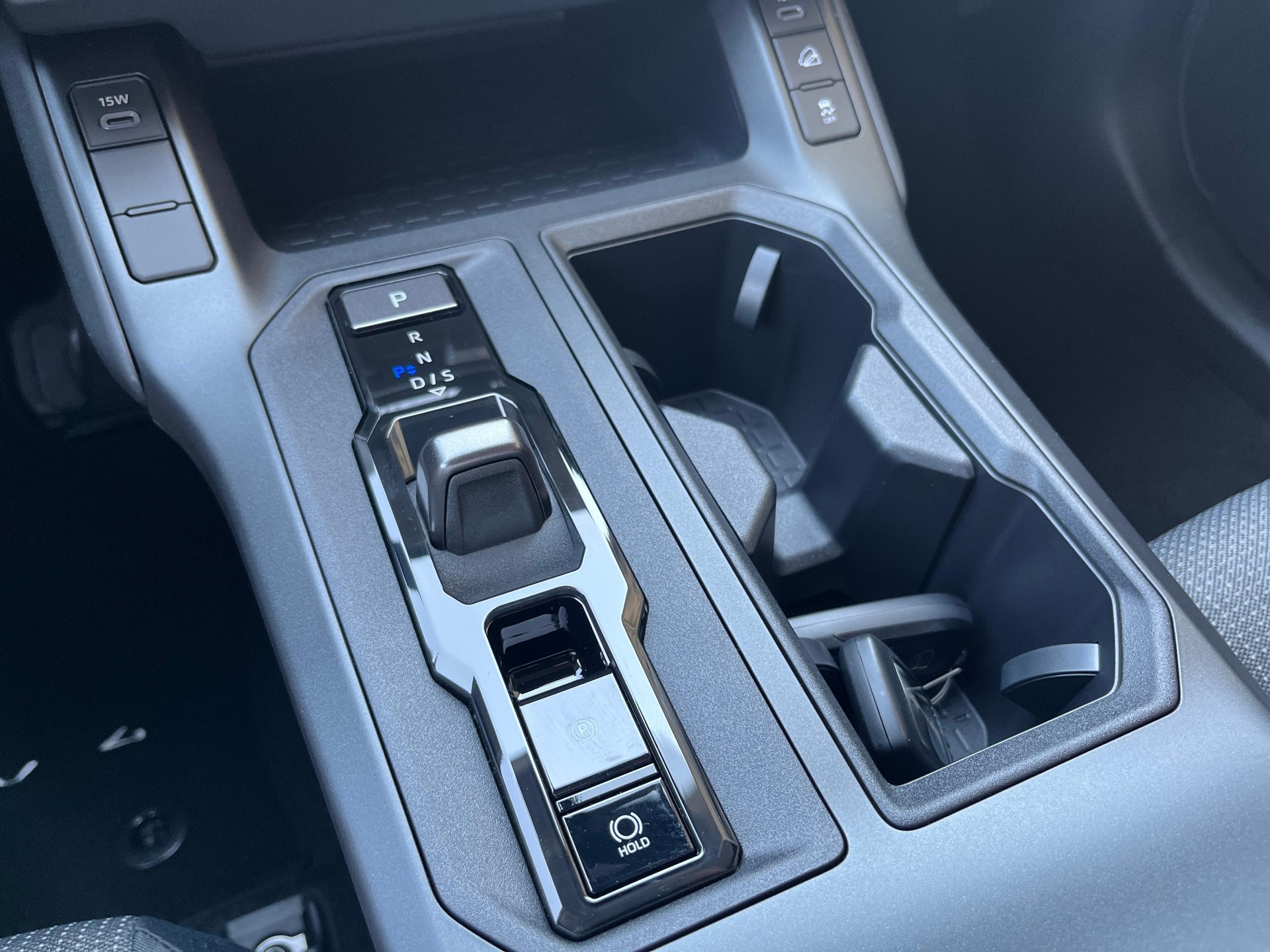 TOYOTA RAV4 2.5 Plug-In-Hybrid Trend-image-16