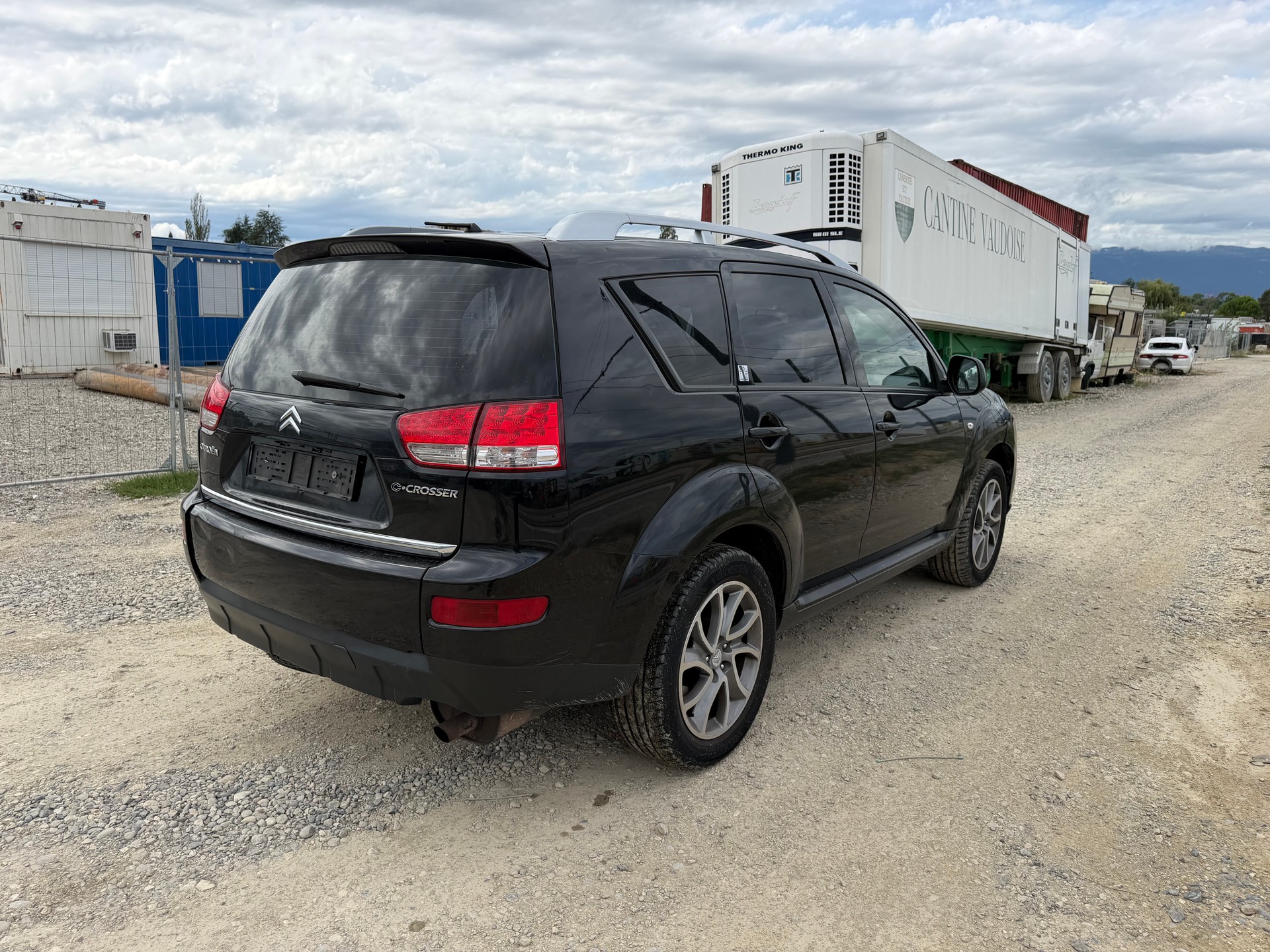 CITROEN C-Crosser 2.4 VTR CVT-image-8
