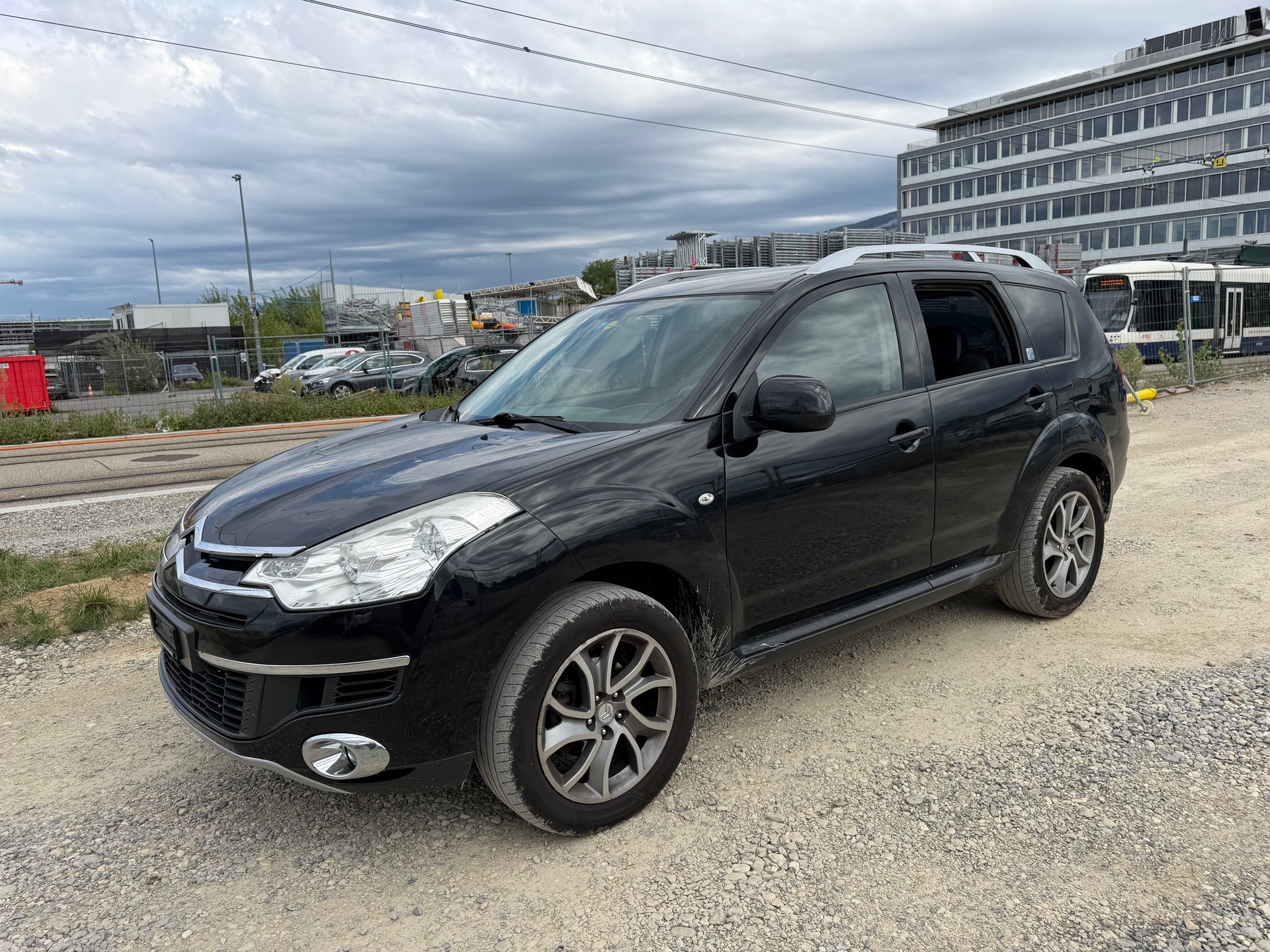 CITROEN C-Crosser 2.4 VTR CVT-image-4