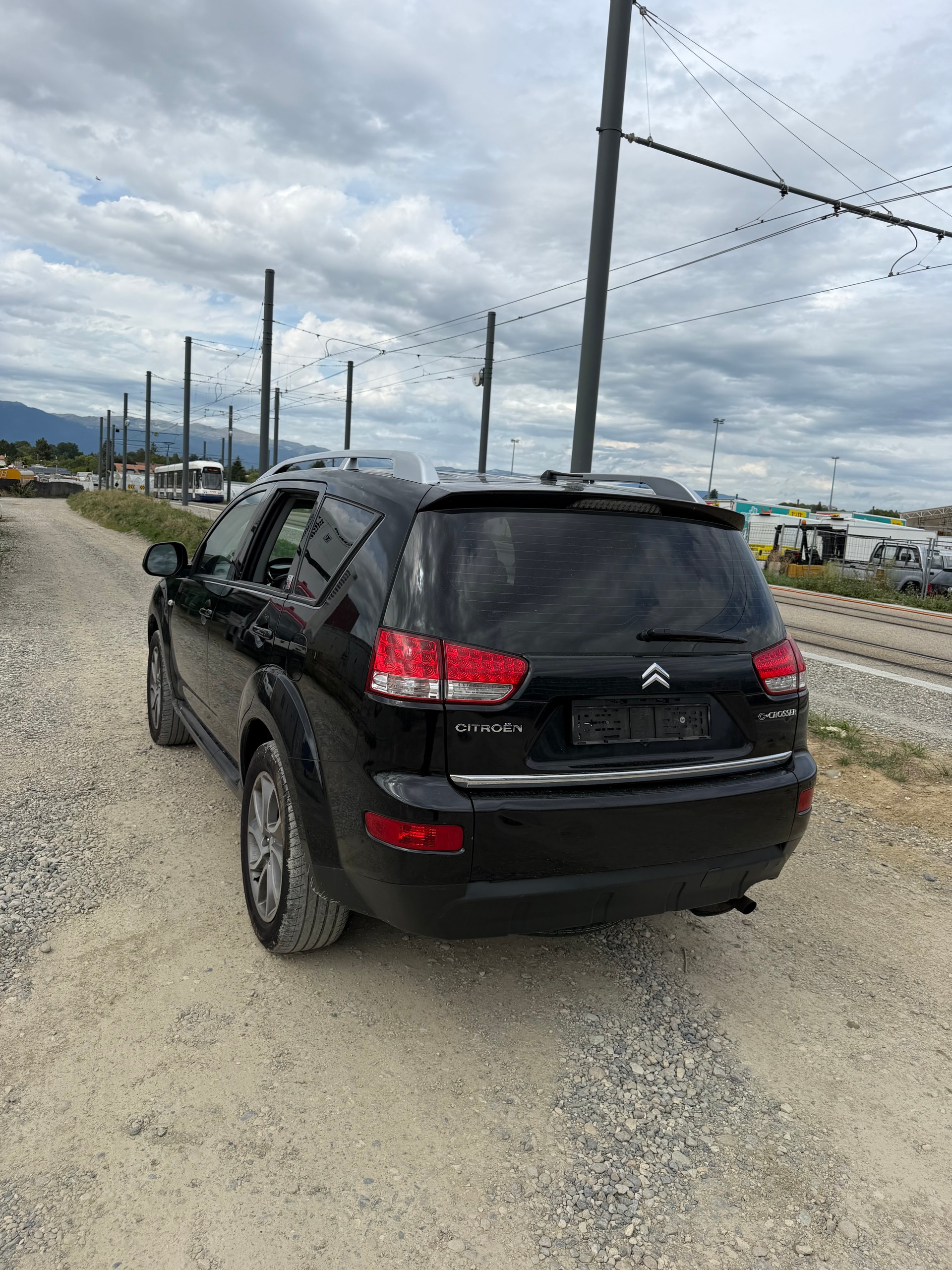 CITROEN C-Crosser 2.4 VTR CVT-image-6