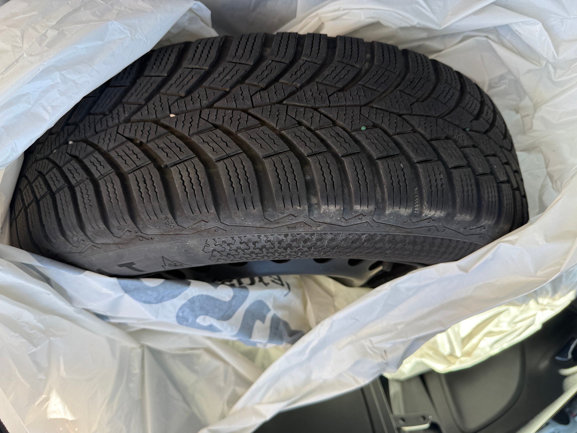 OPEL Corsa 1.4 TP Enjoy-image-9