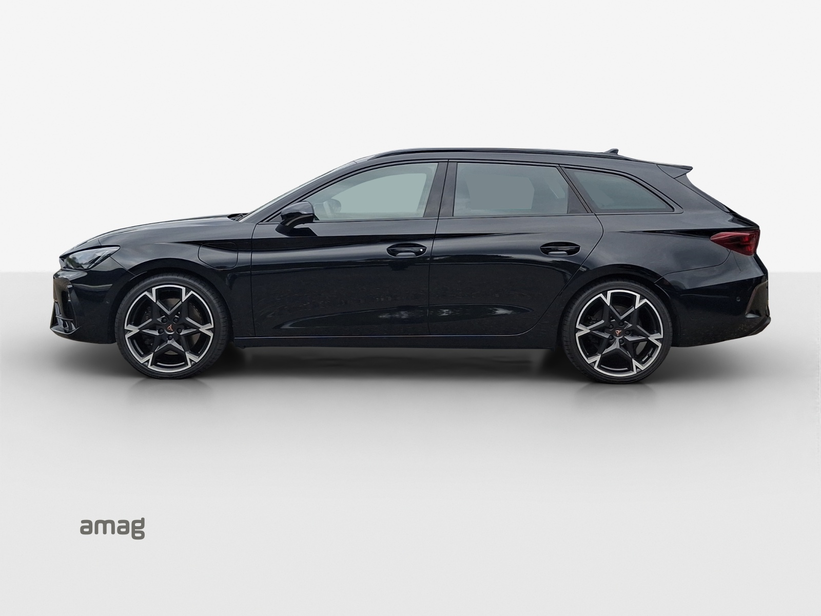 CUPRA LEON ST 1.5 e-HYBRID pHEV Black SymphonyDSG-image-1