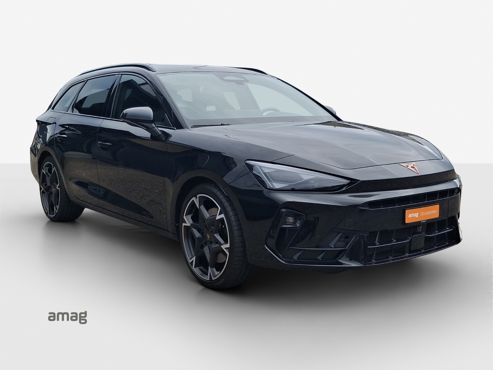 CUPRA LEON ST 1.5 e-HYBRID pHEV Black SymphonyDSG-image-5