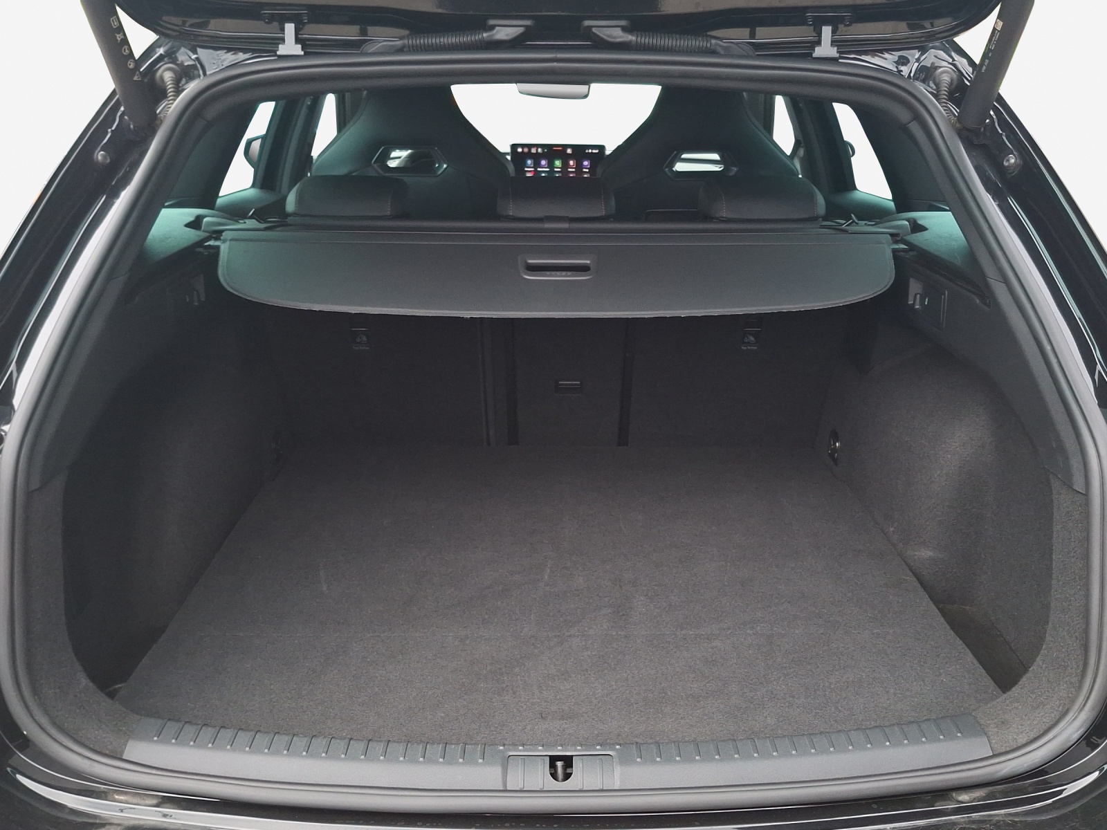 CUPRA LEON ST 1.5 e-HYBRID pHEV Black SymphonyDSG-image-12