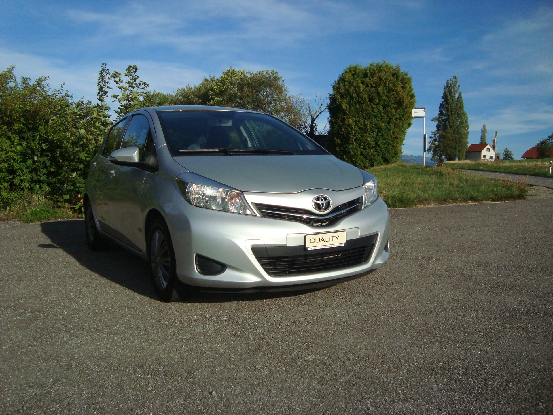 TOYOTA Yaris 1.33 Luna Multidrive-image-1
