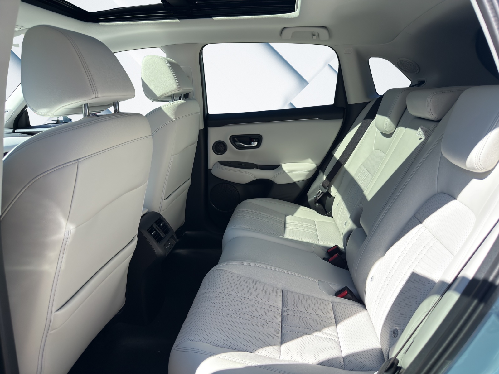 HONDA ZR-V 2.0 i-MMD Advance, mit grauem Leder MY 2027, Leasing Aktion 1.9%, inkl. GRATIS Winterräder in Wert von Fr. 2100.--image-9