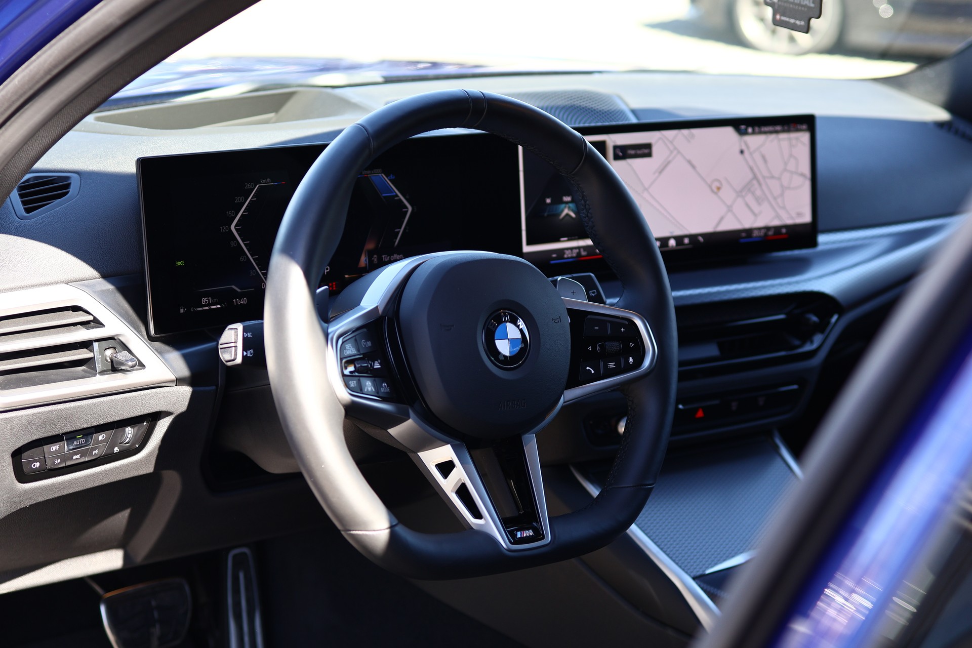 BMW 320d xDrive 48V Touring Steptronic M Sport Pro-image-13