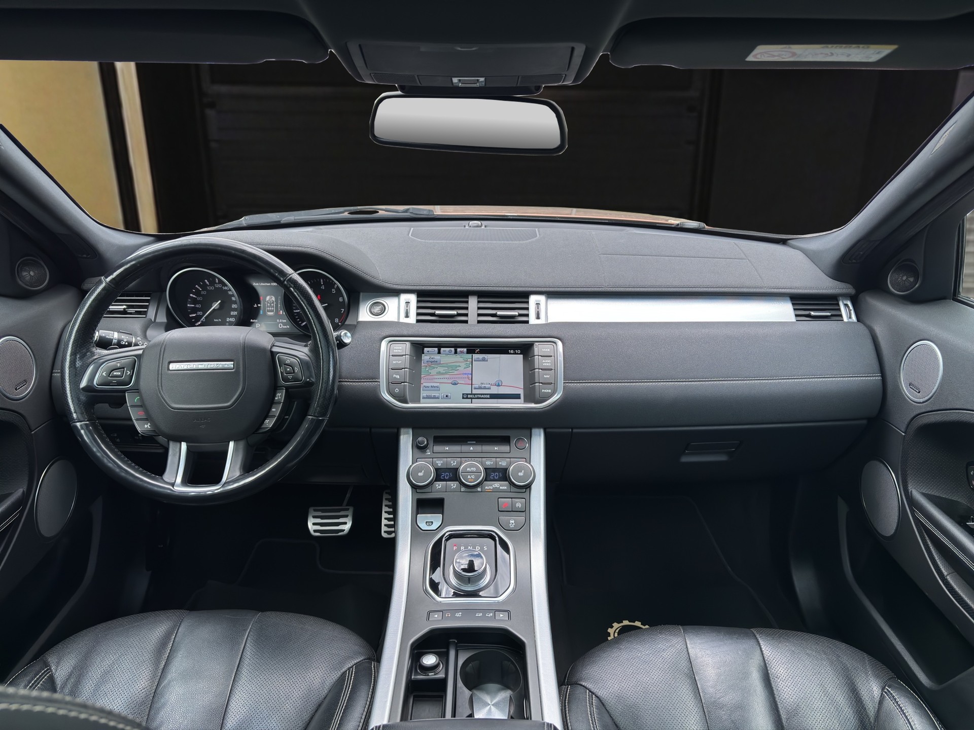 LAND ROVER Range Rover Evoque 2.0 Si4 Dynamic AT9-image-11