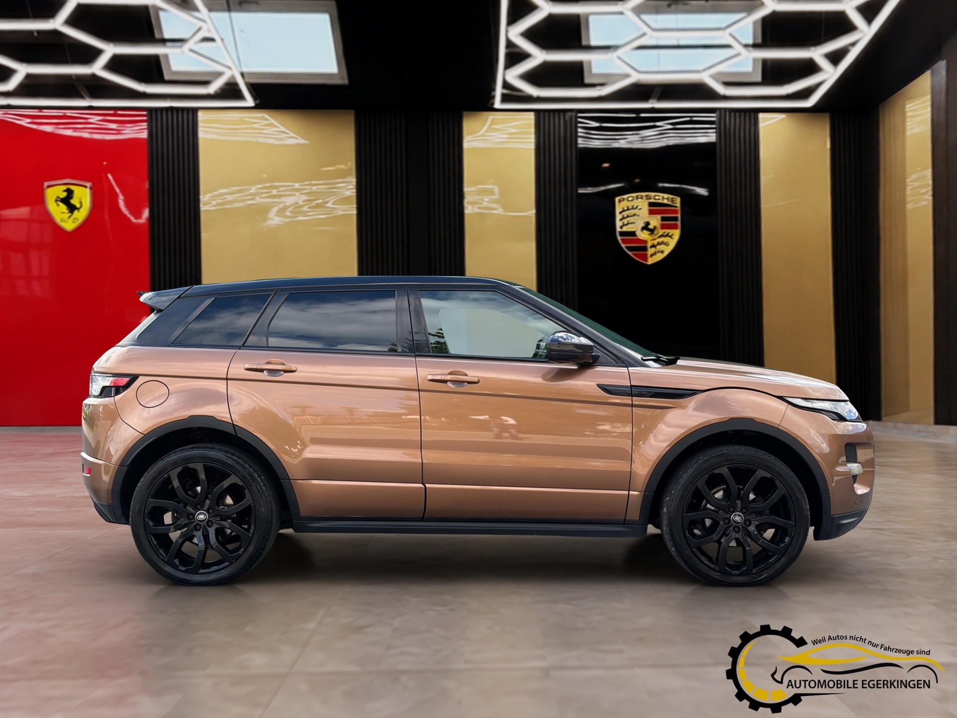 LAND ROVER Range Rover Evoque 2.0 Si4 Dynamic AT9-image-3