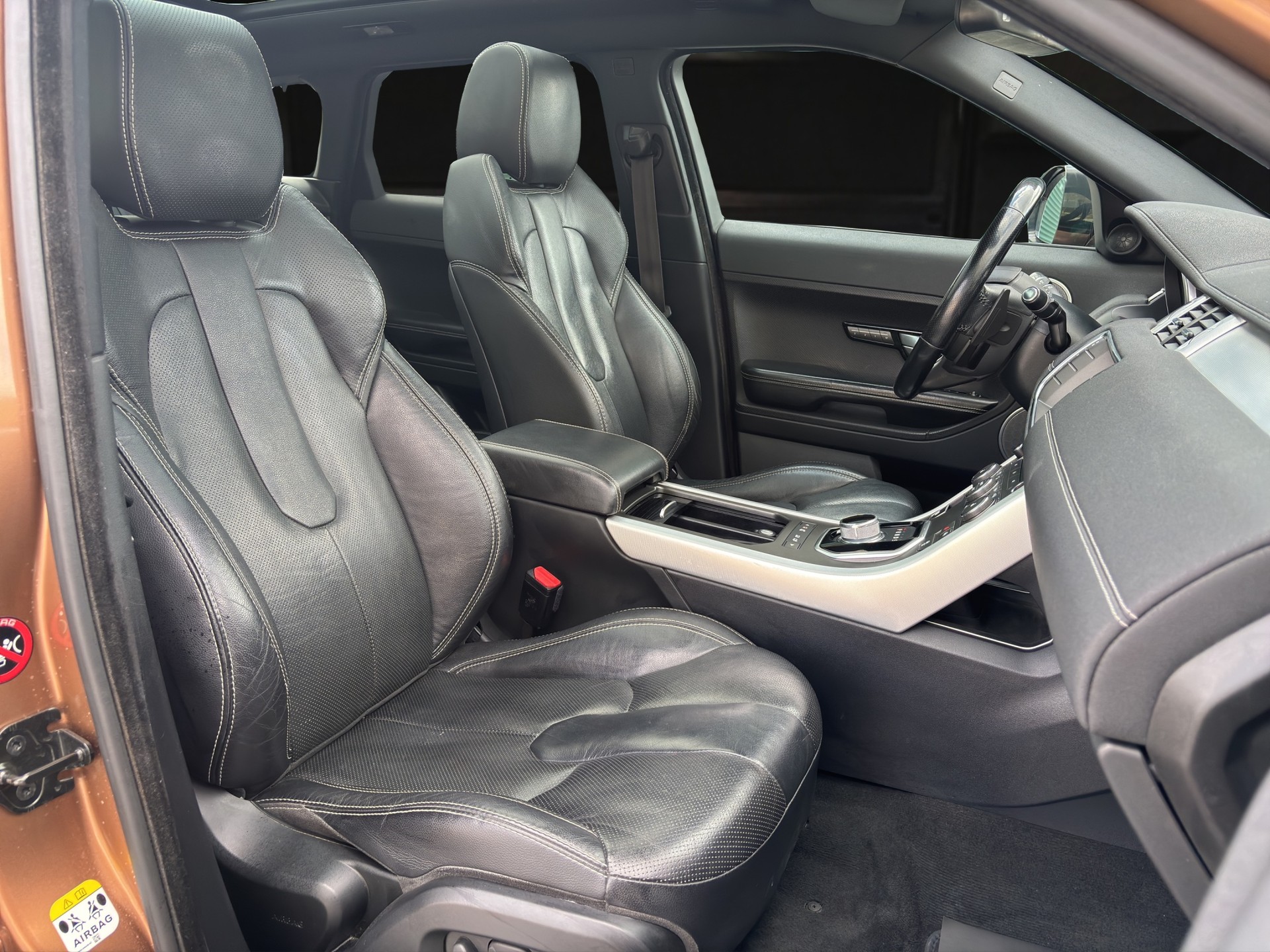 LAND ROVER Range Rover Evoque 2.0 Si4 Dynamic AT9-image-9