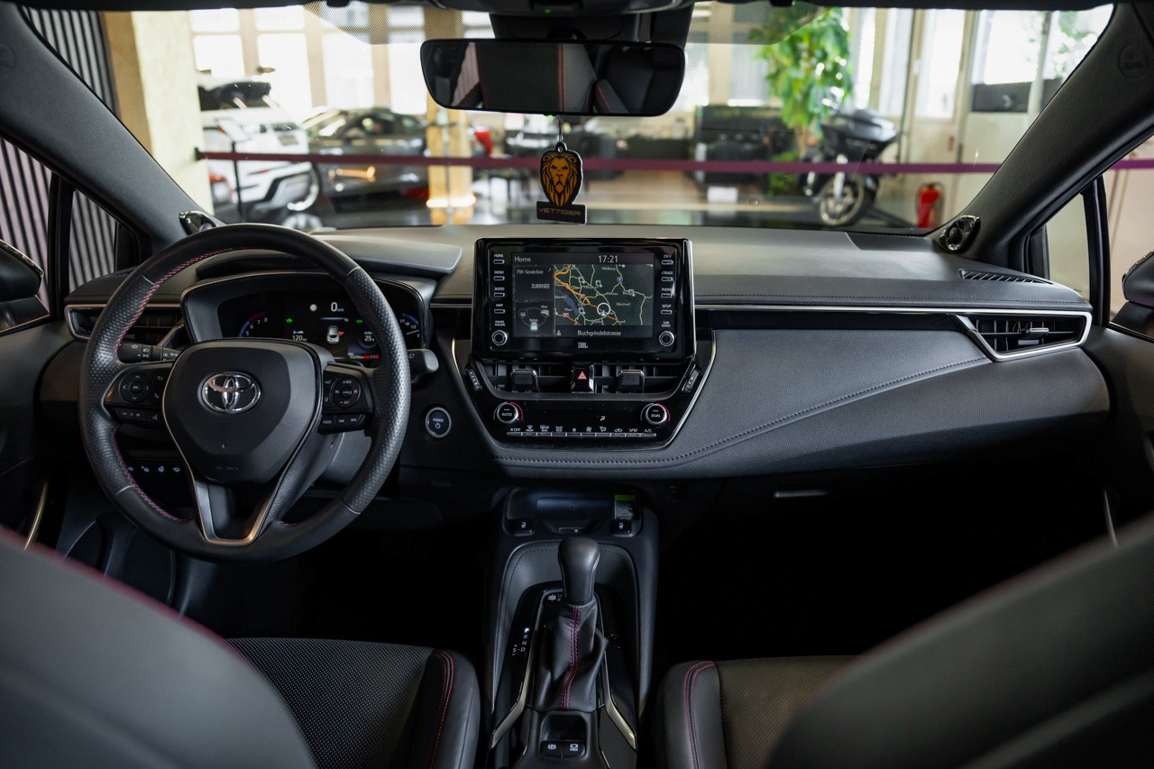 TOYOTA Corolla 2.0 HSD GR-S e-CVT-image-11