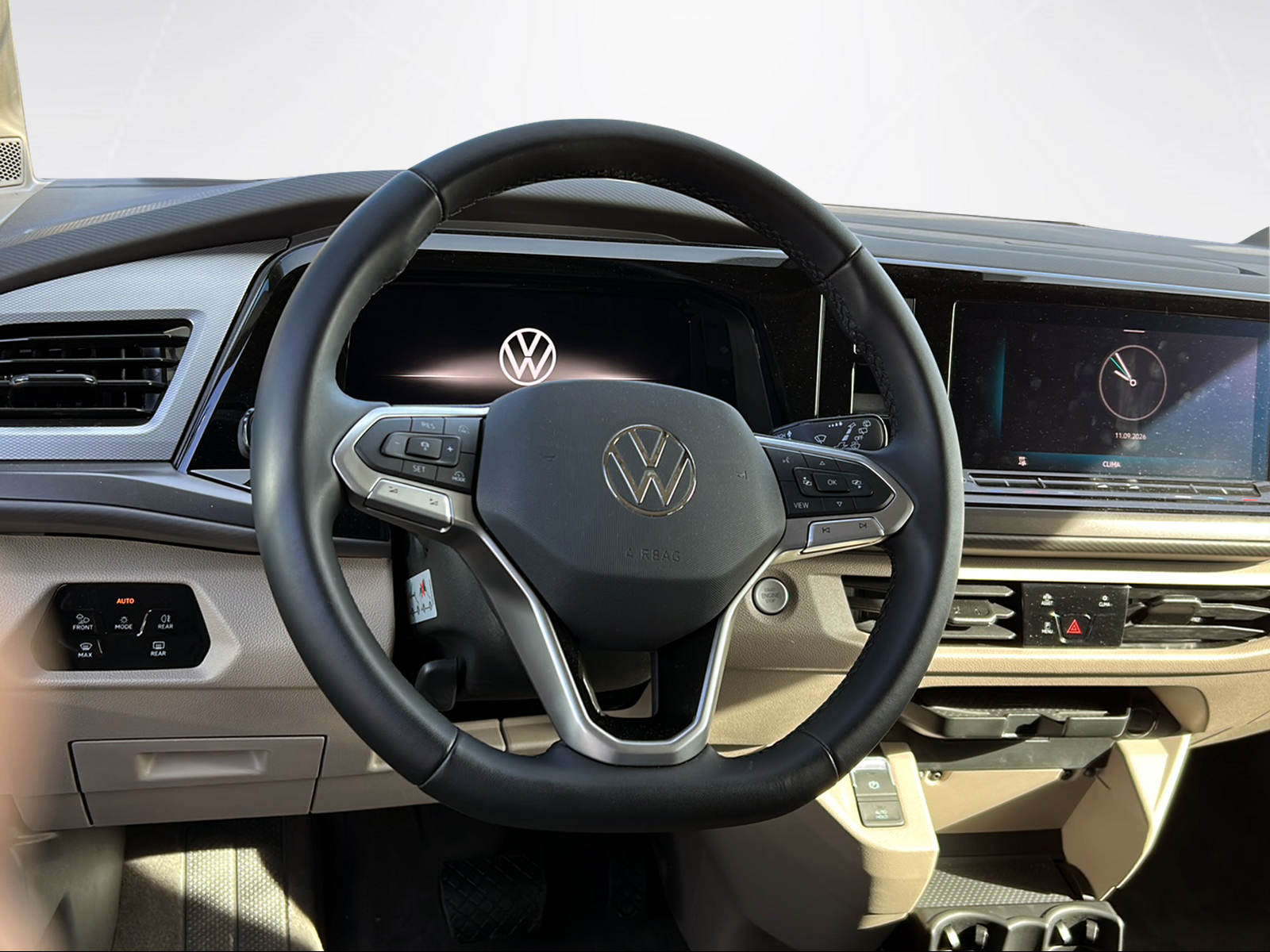 VW California 2.0 TDI Beach Camper Liberty-image-5