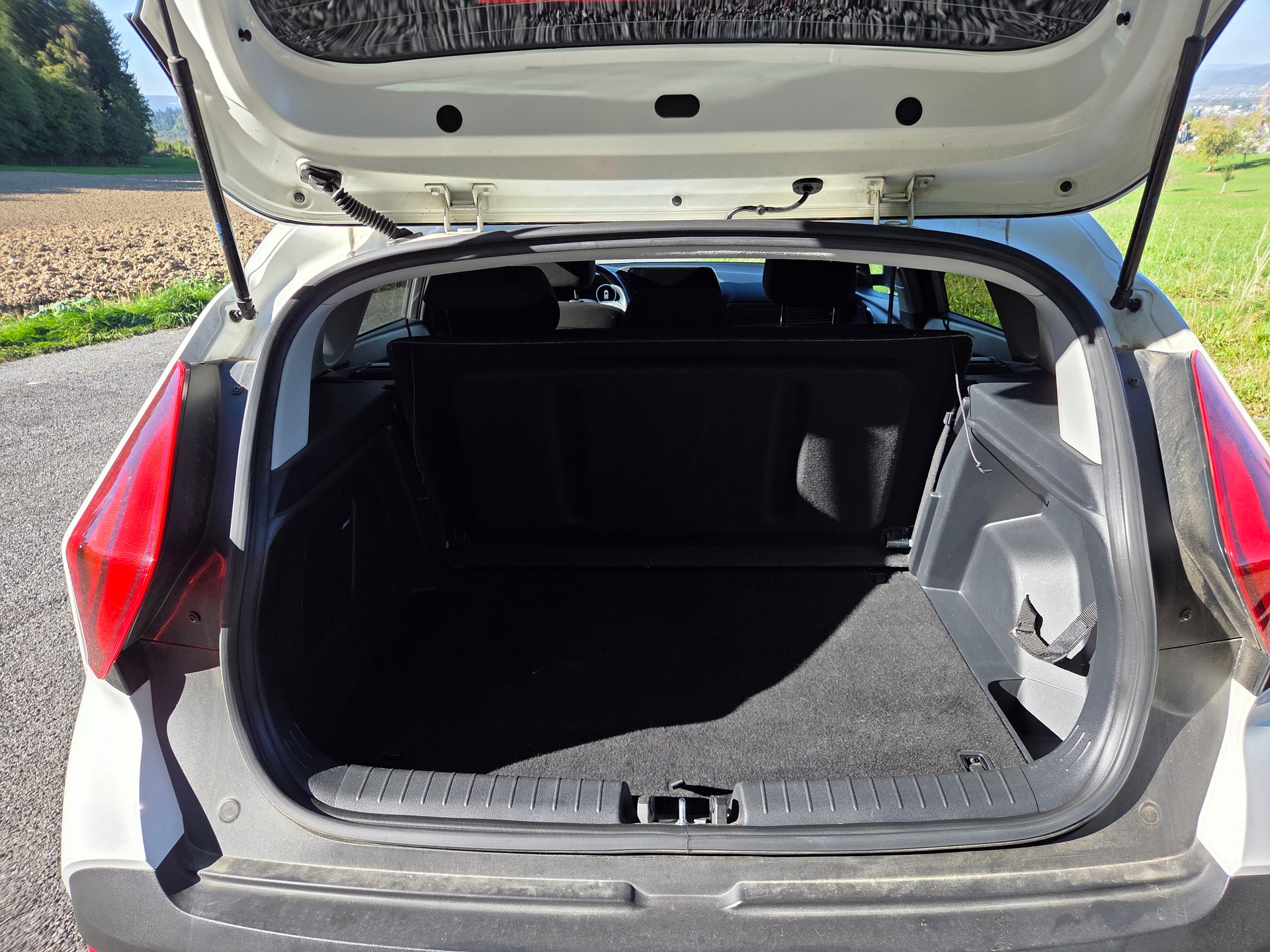 HYUNDAI 1.0 T-GDi 120 Vertex-image-4