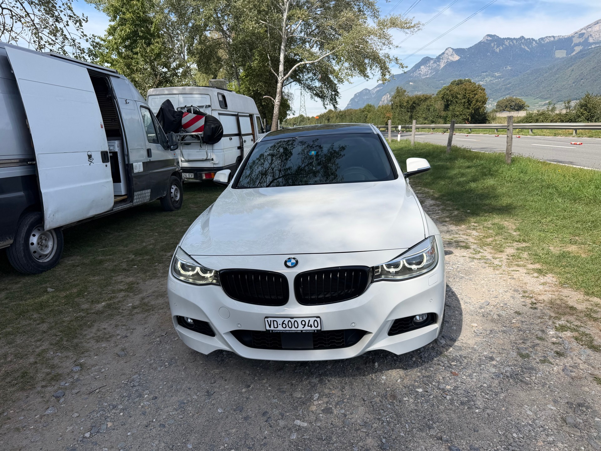 BMW 320i GT xDrive Sport Line M paket-image-2