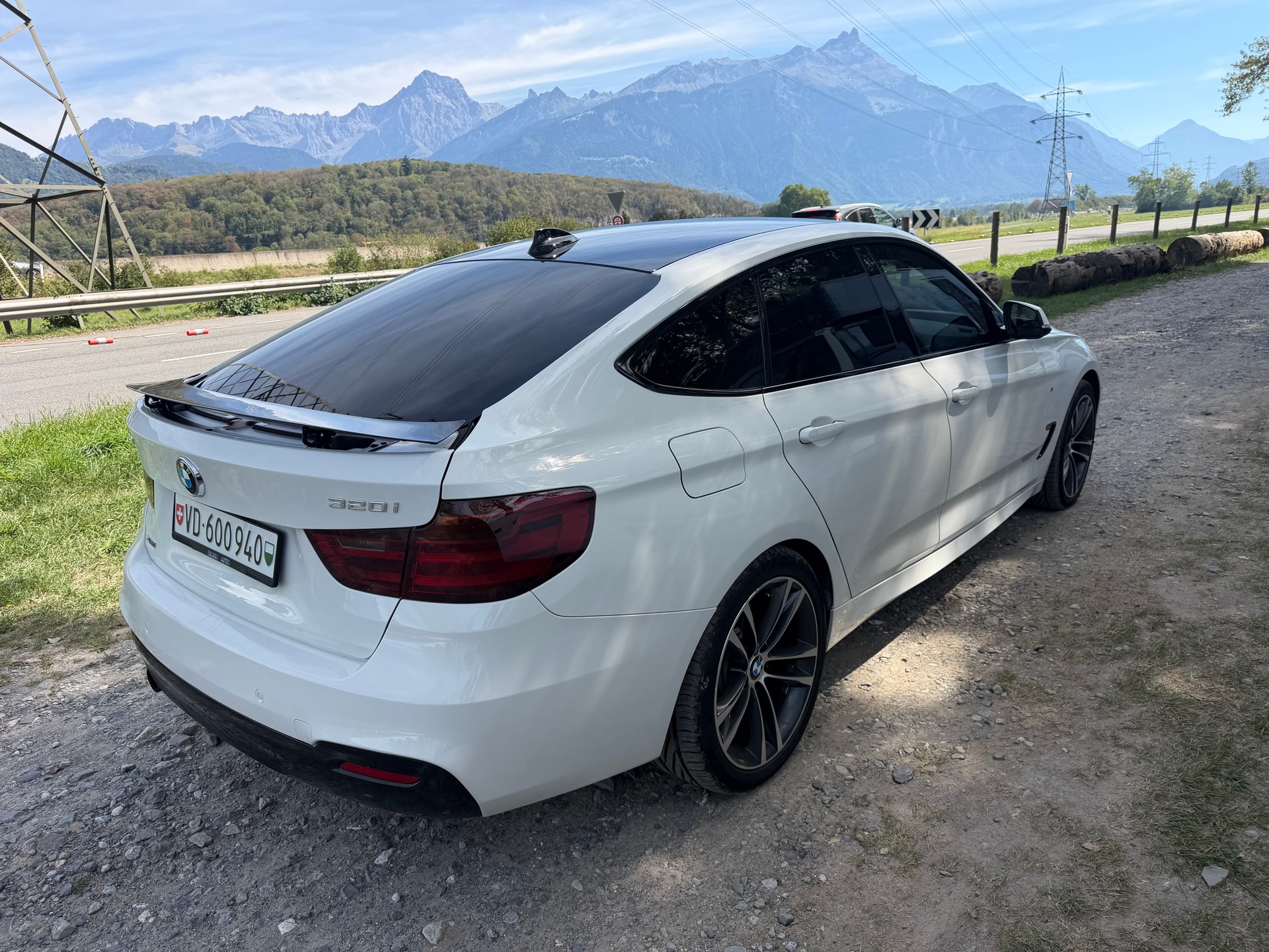 BMW 320i GT xDrive Sport Line M paket-image-4