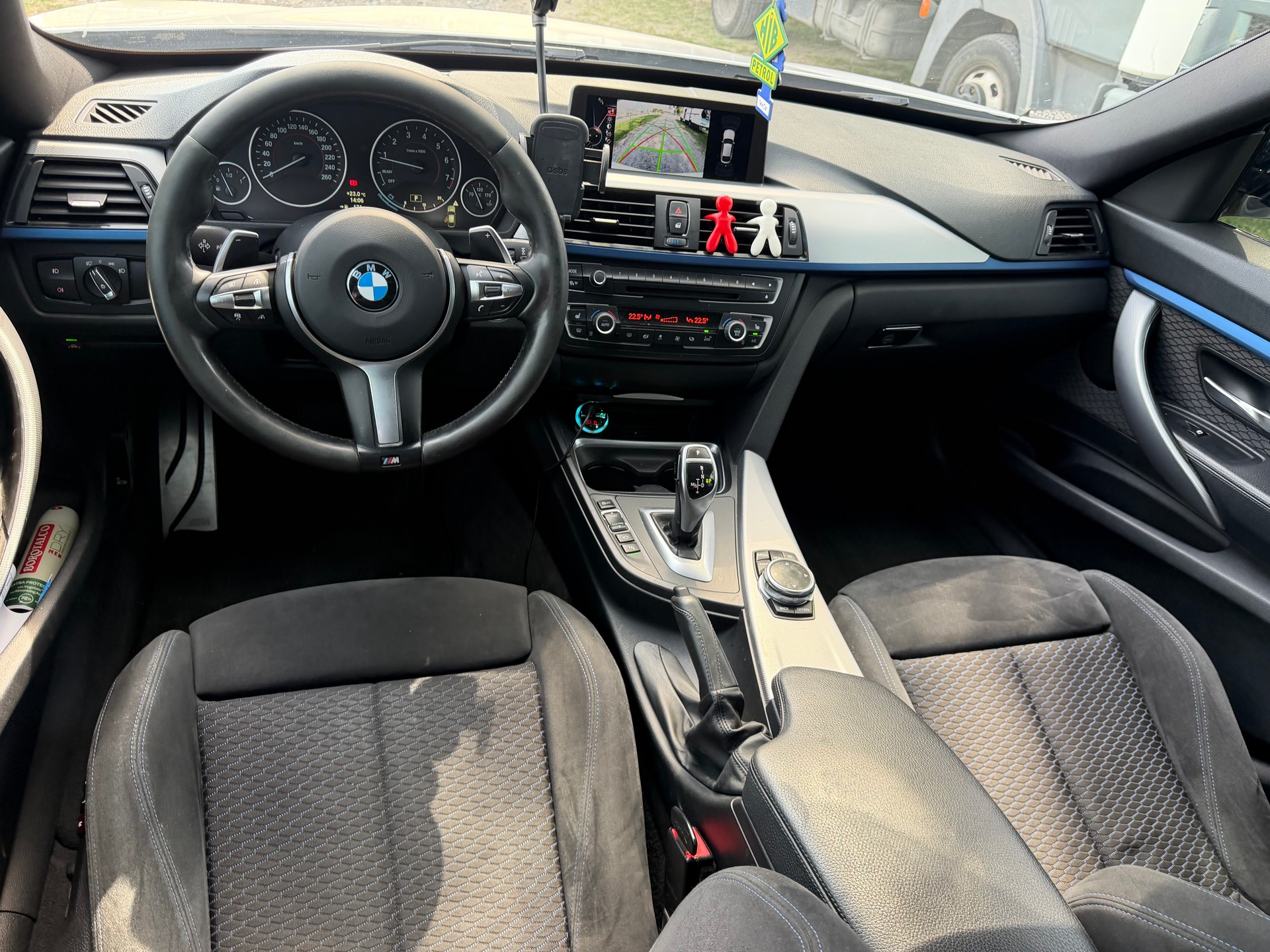 BMW 320i GT xDrive Sport Line M paket-image-6