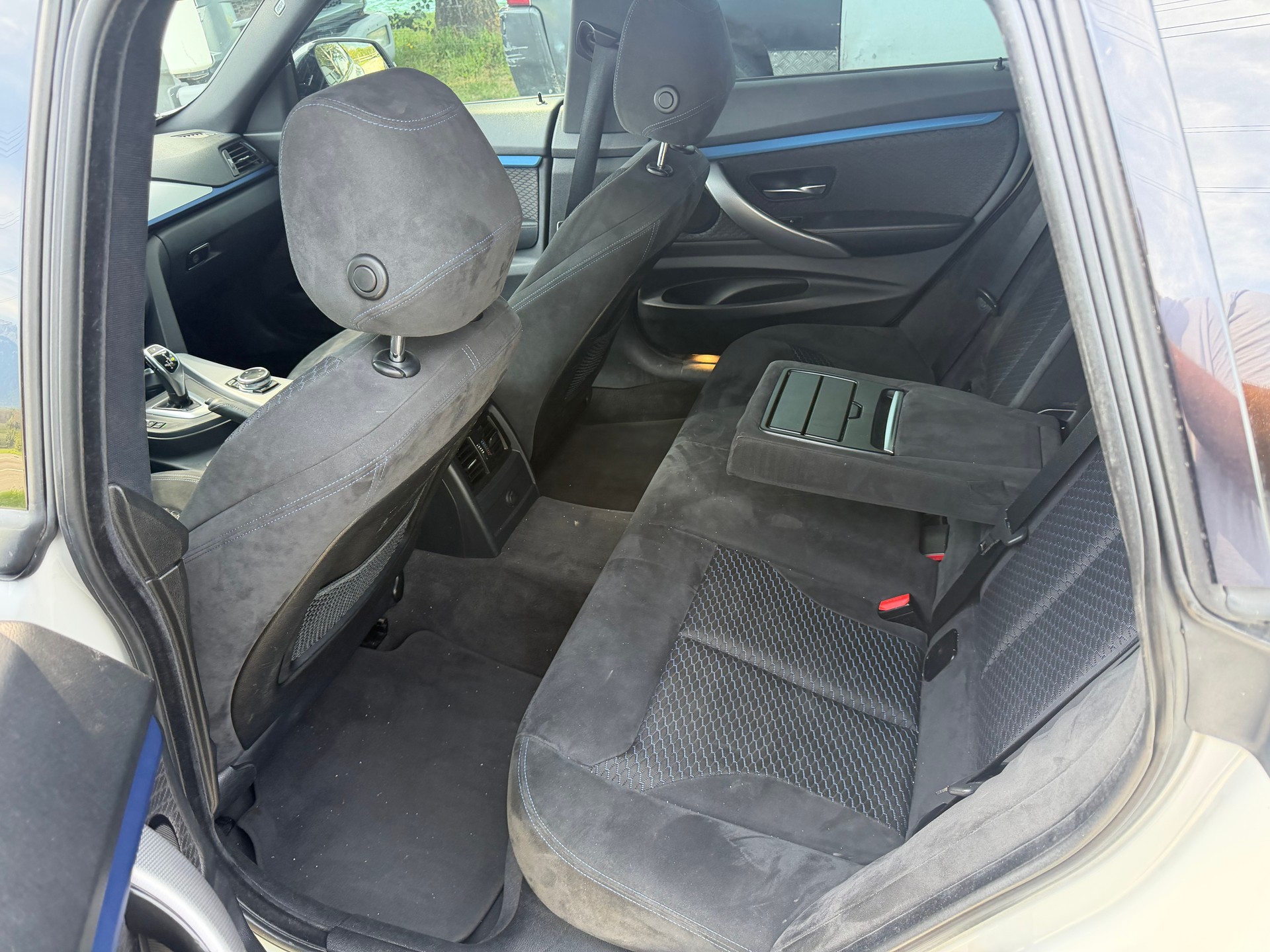 BMW 320i GT xDrive Sport Line M paket-image-5